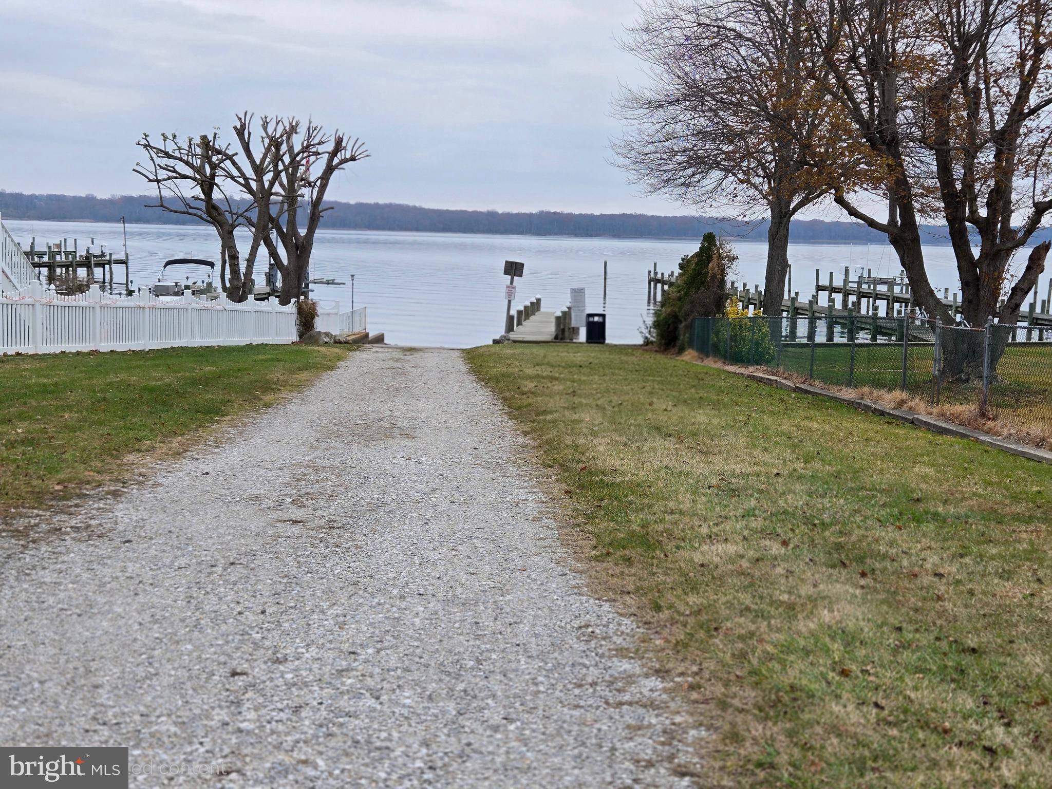 OLIVER BEACH - Residential