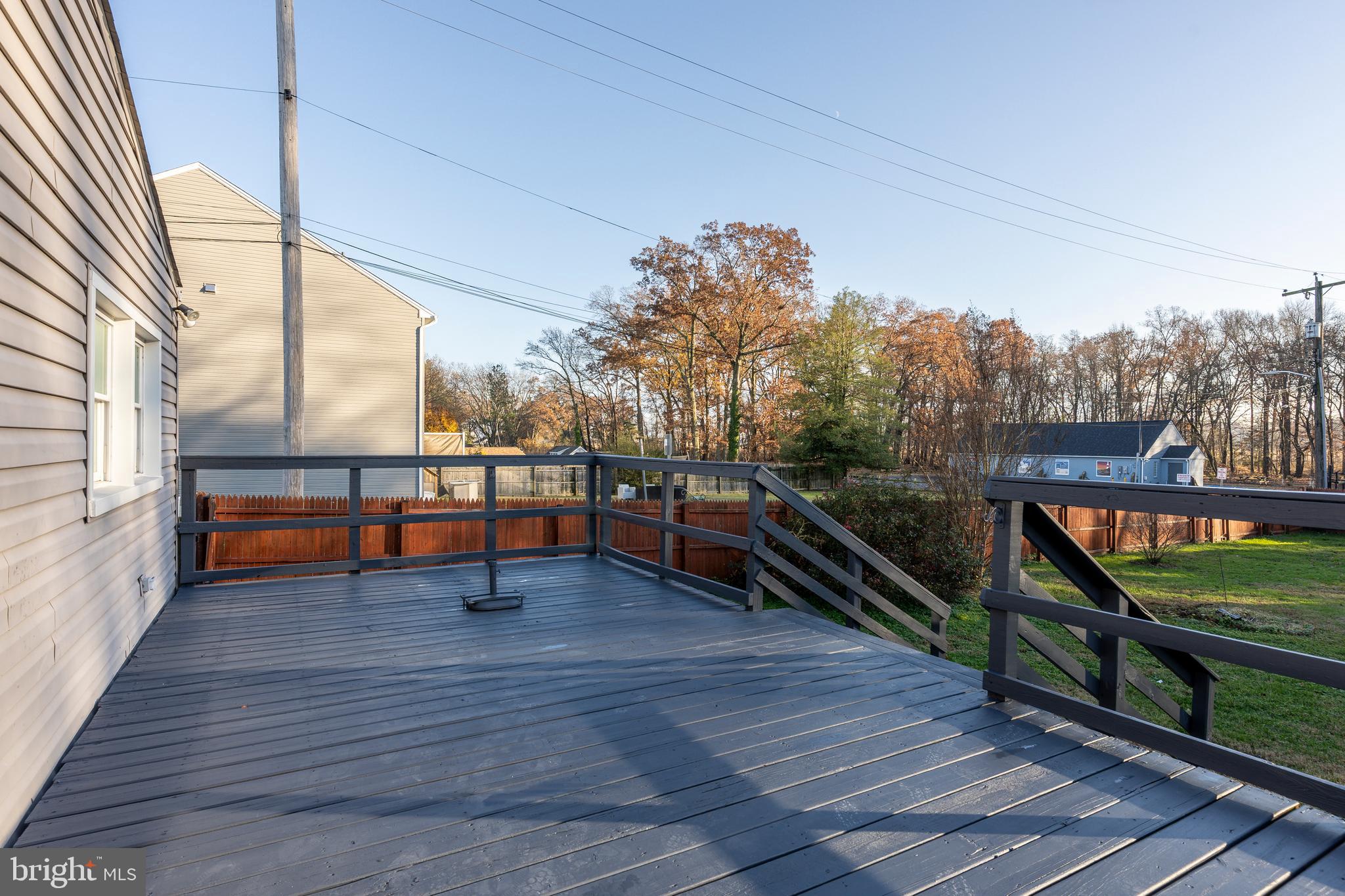 OLIVER BEACH - Residential