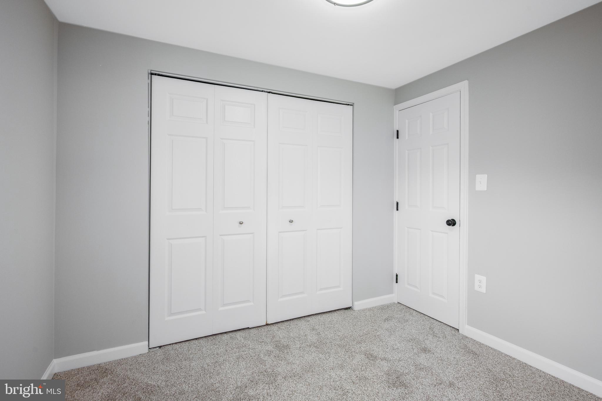 OLIVER BEACH - Residential