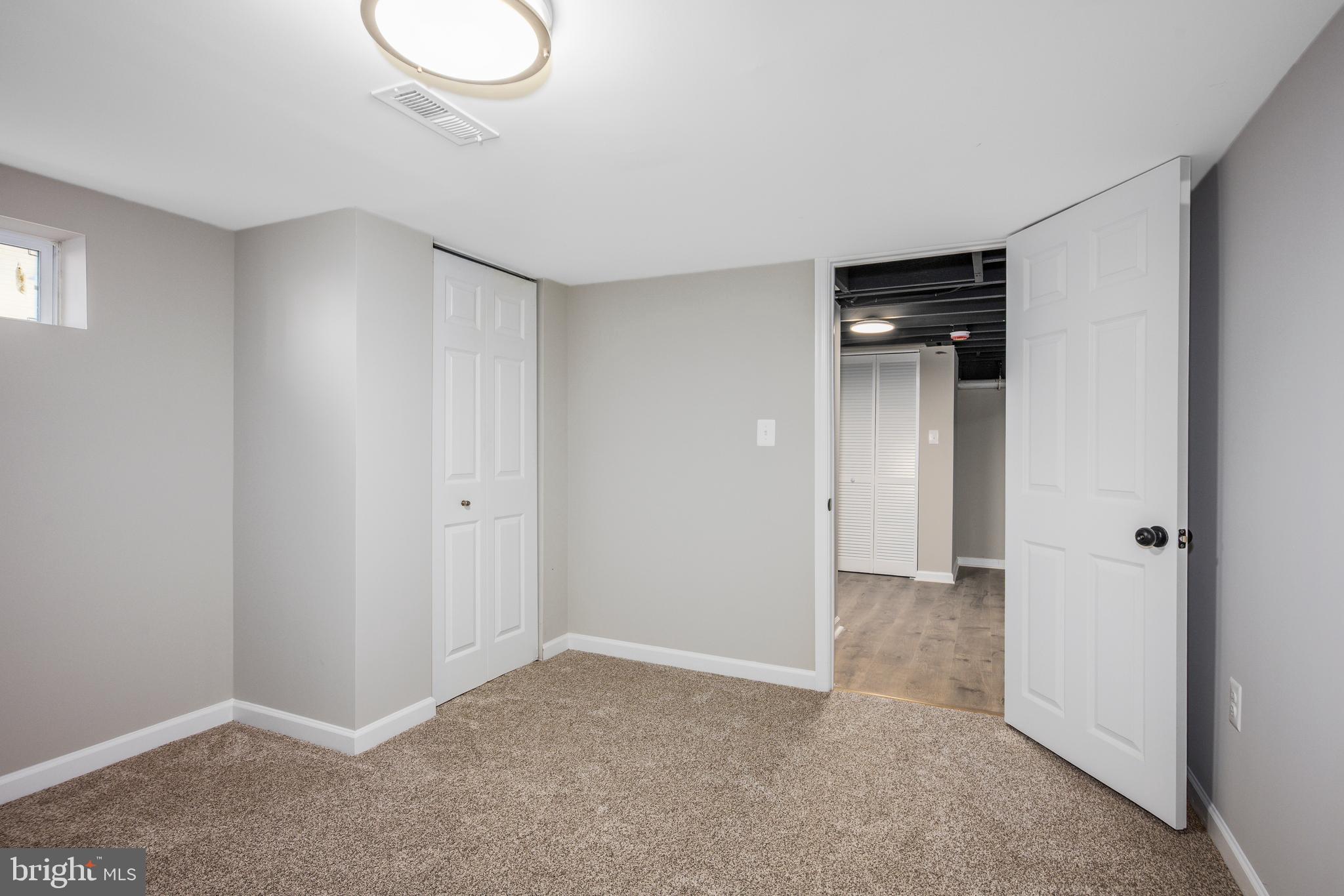 OLIVER BEACH - Residential