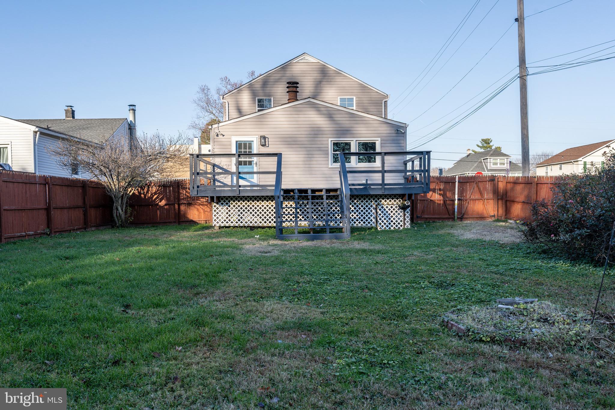 OLIVER BEACH - Residential