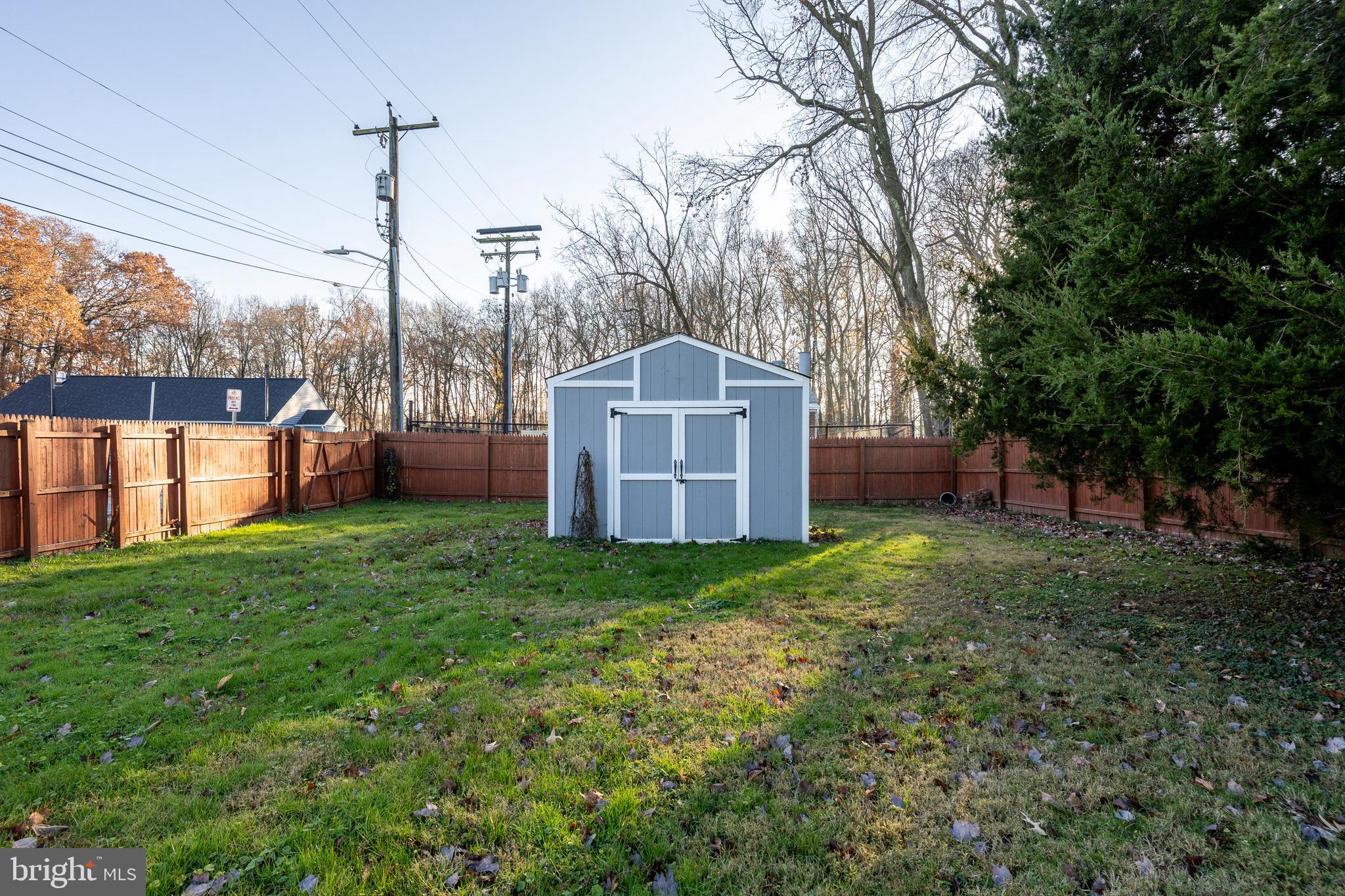 OLIVER BEACH - Residential