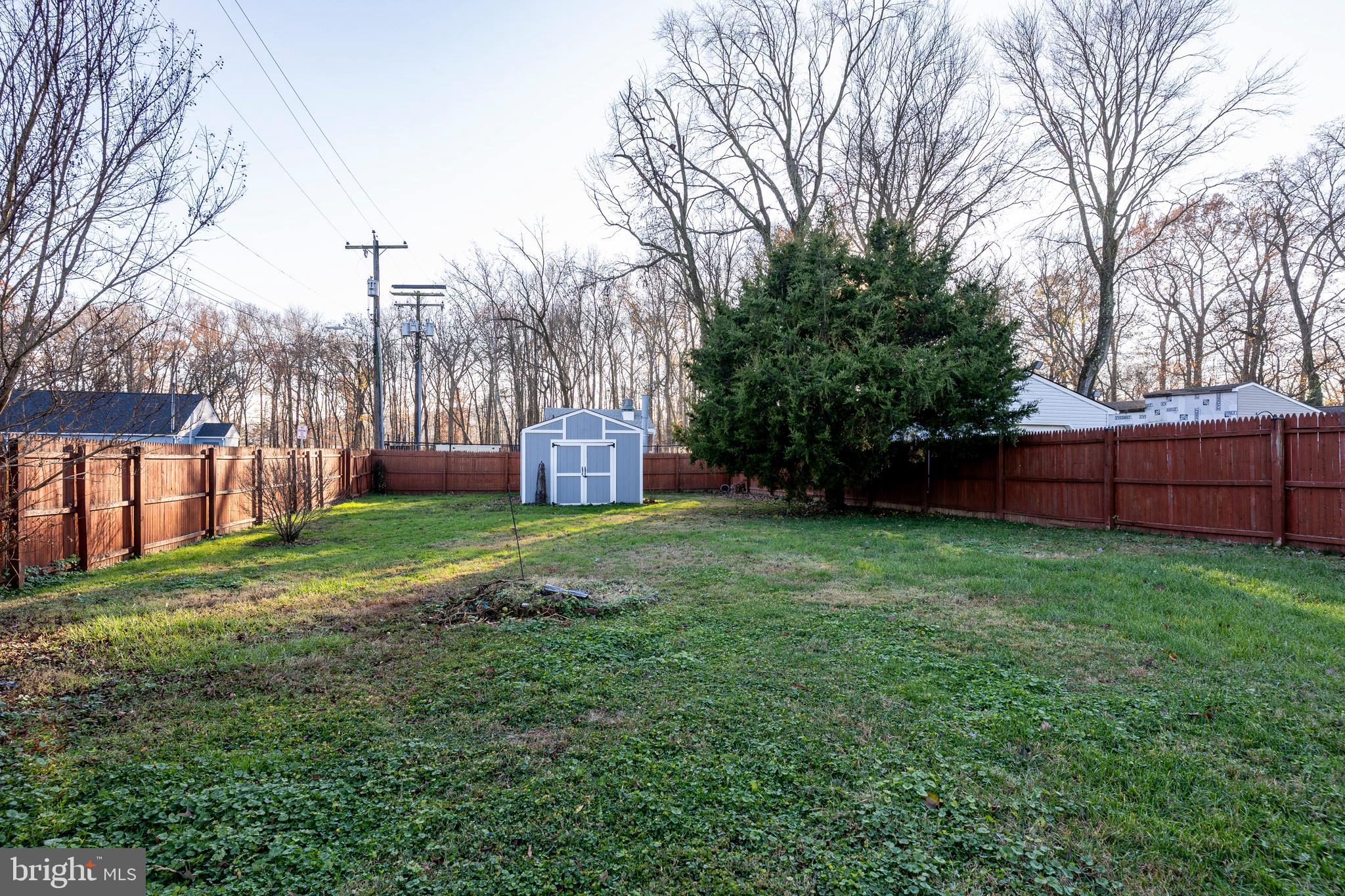 OLIVER BEACH - Residential