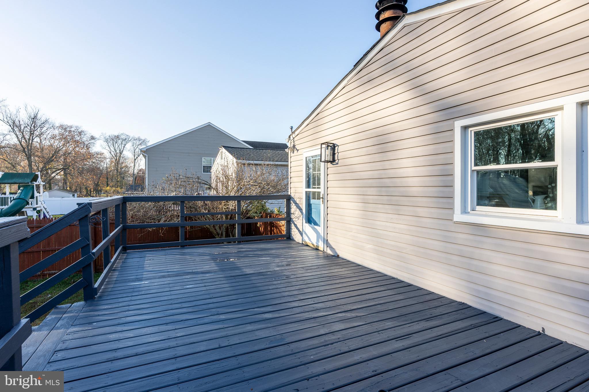 OLIVER BEACH - Residential