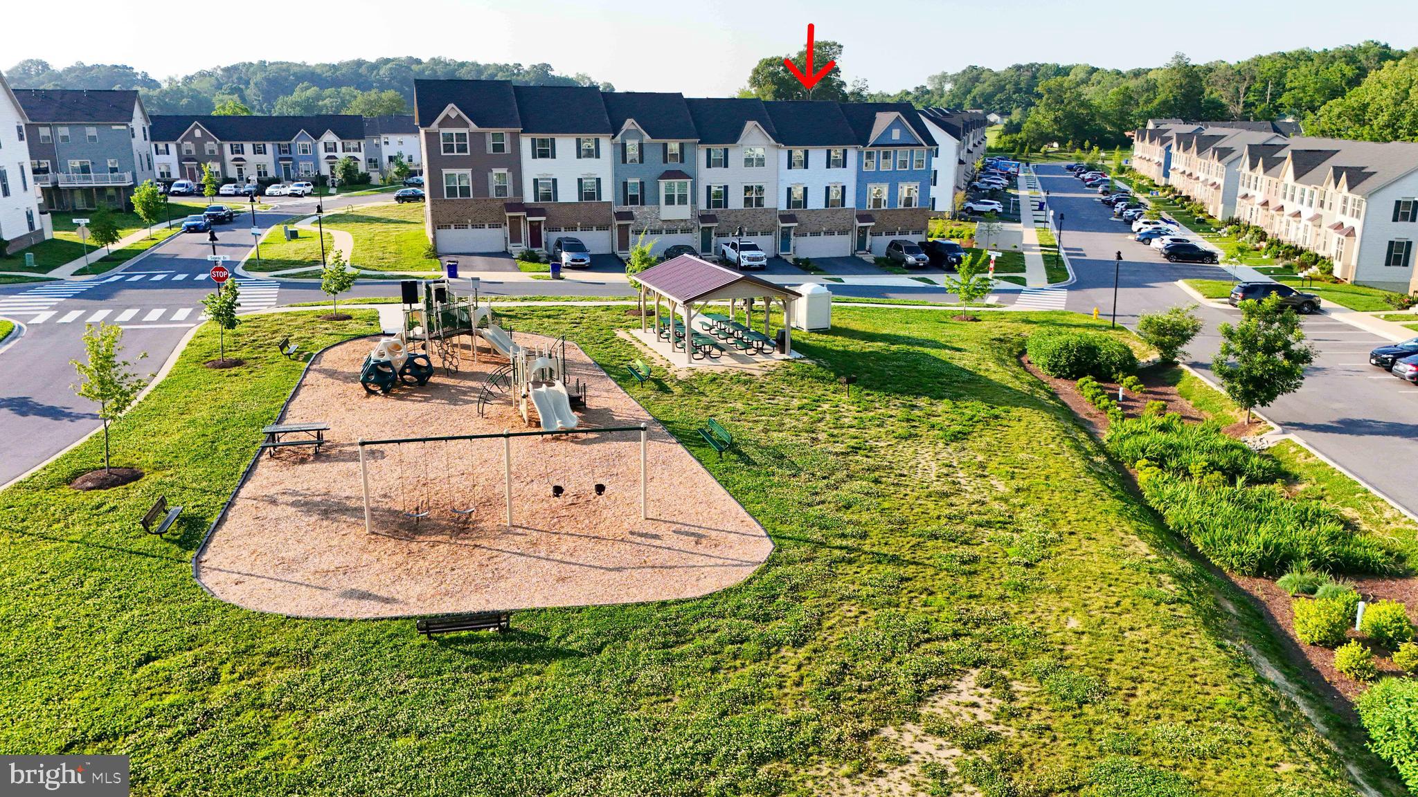 LAKE LINGANORE - Residential