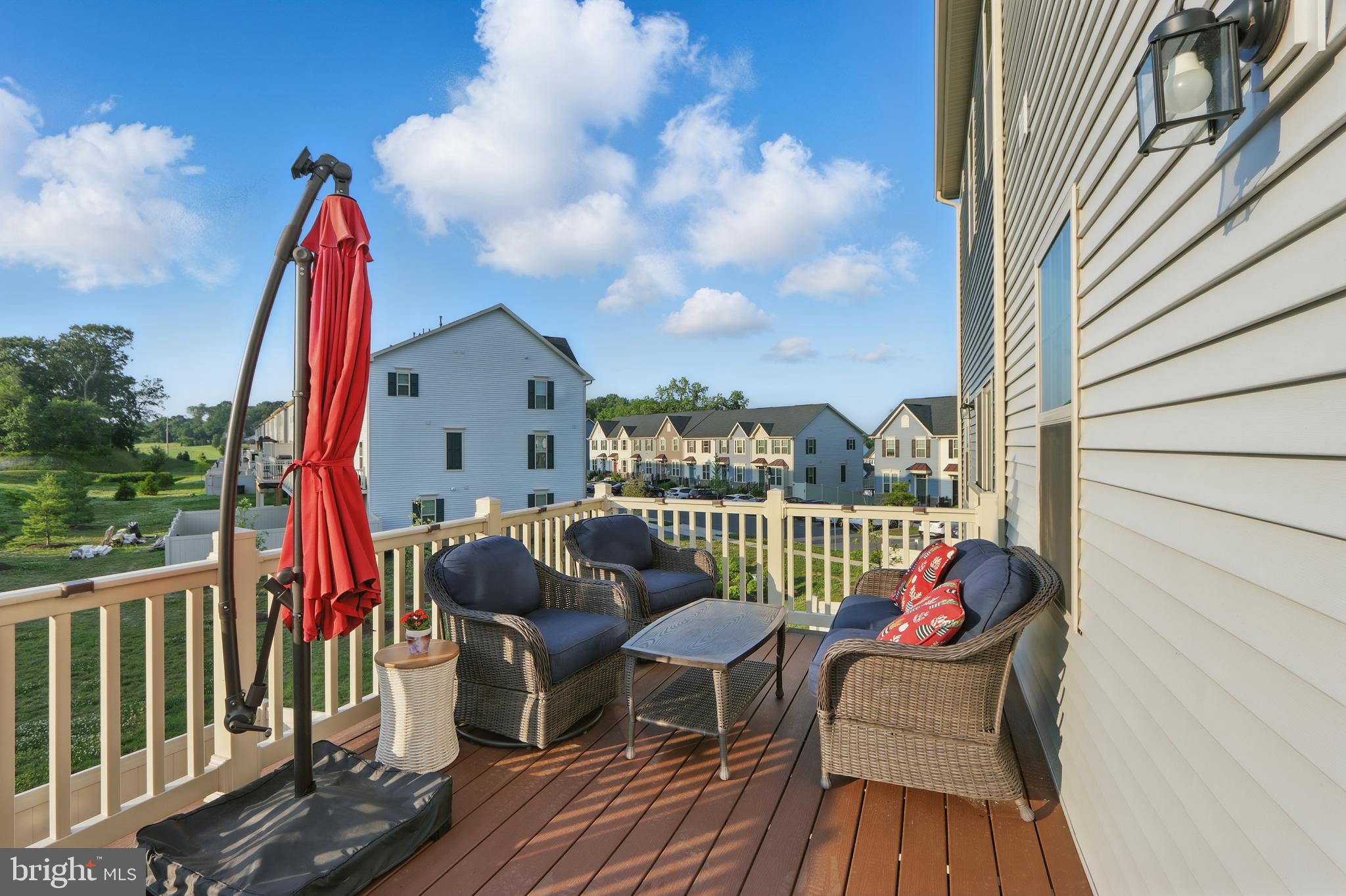 LAKE LINGANORE - Residential