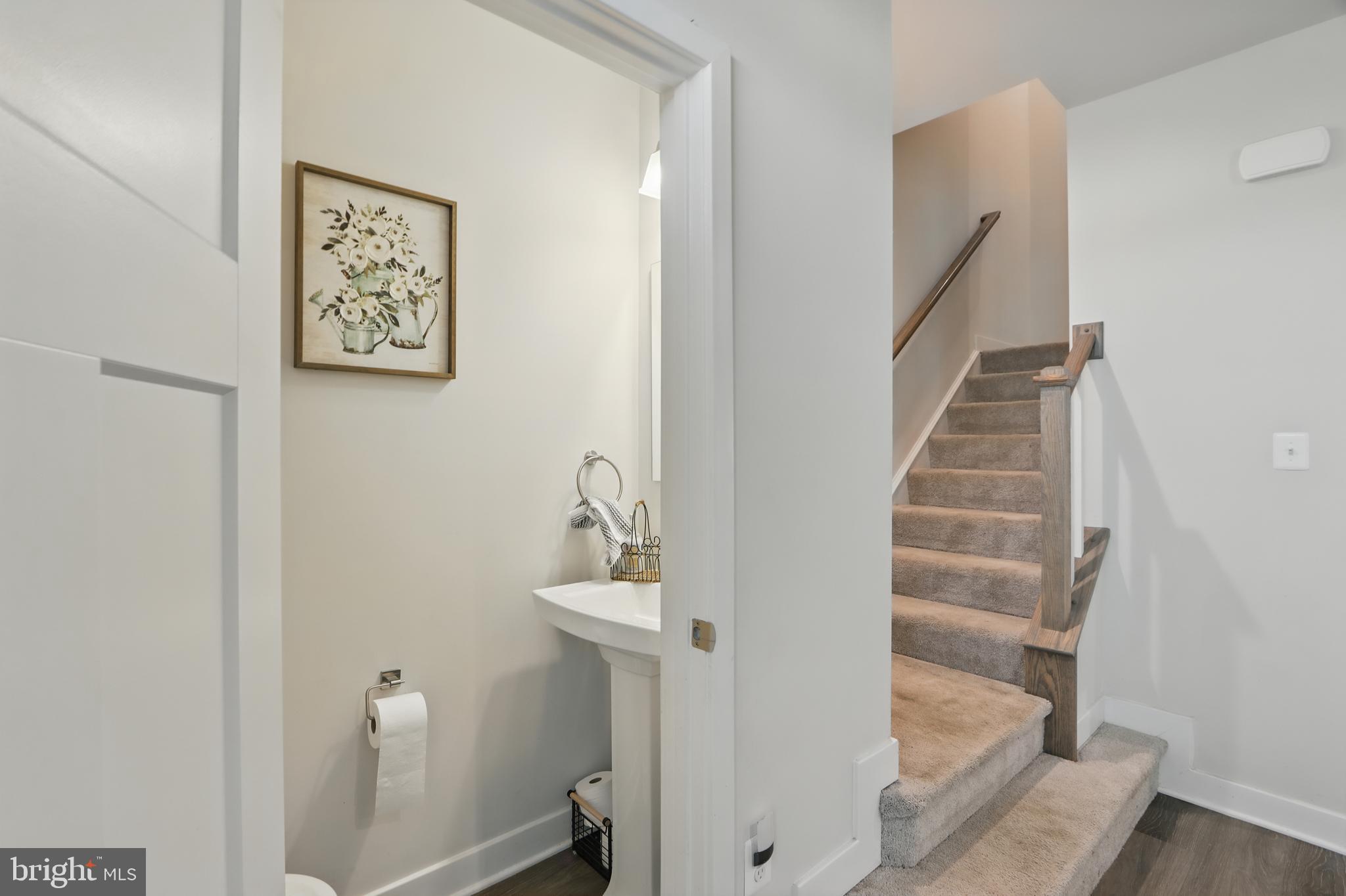 LAKE LINGANORE - Residential