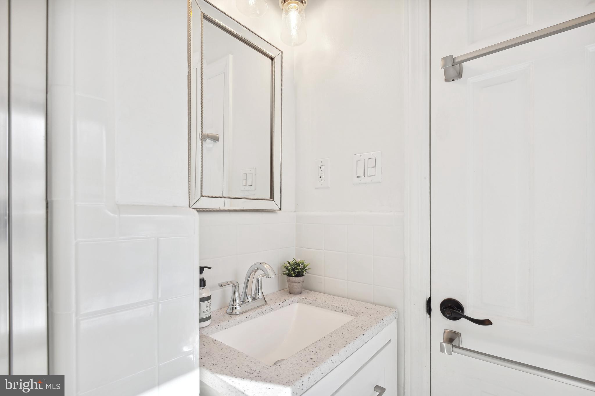 WOODACRES - Residential