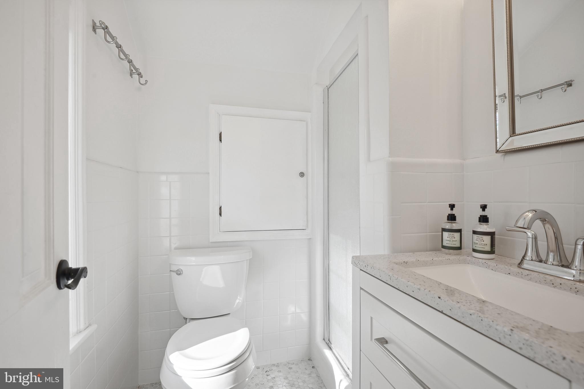 WOODACRES - Residential