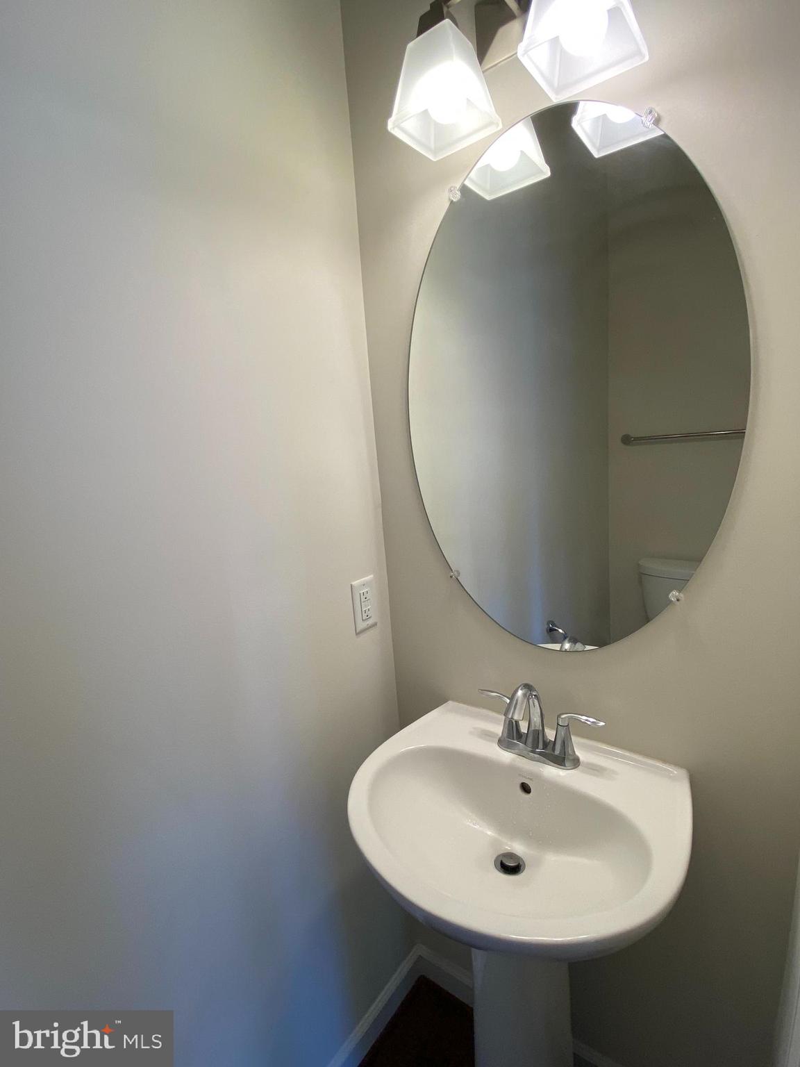 JEFFERSON PLACE - Residential Lease