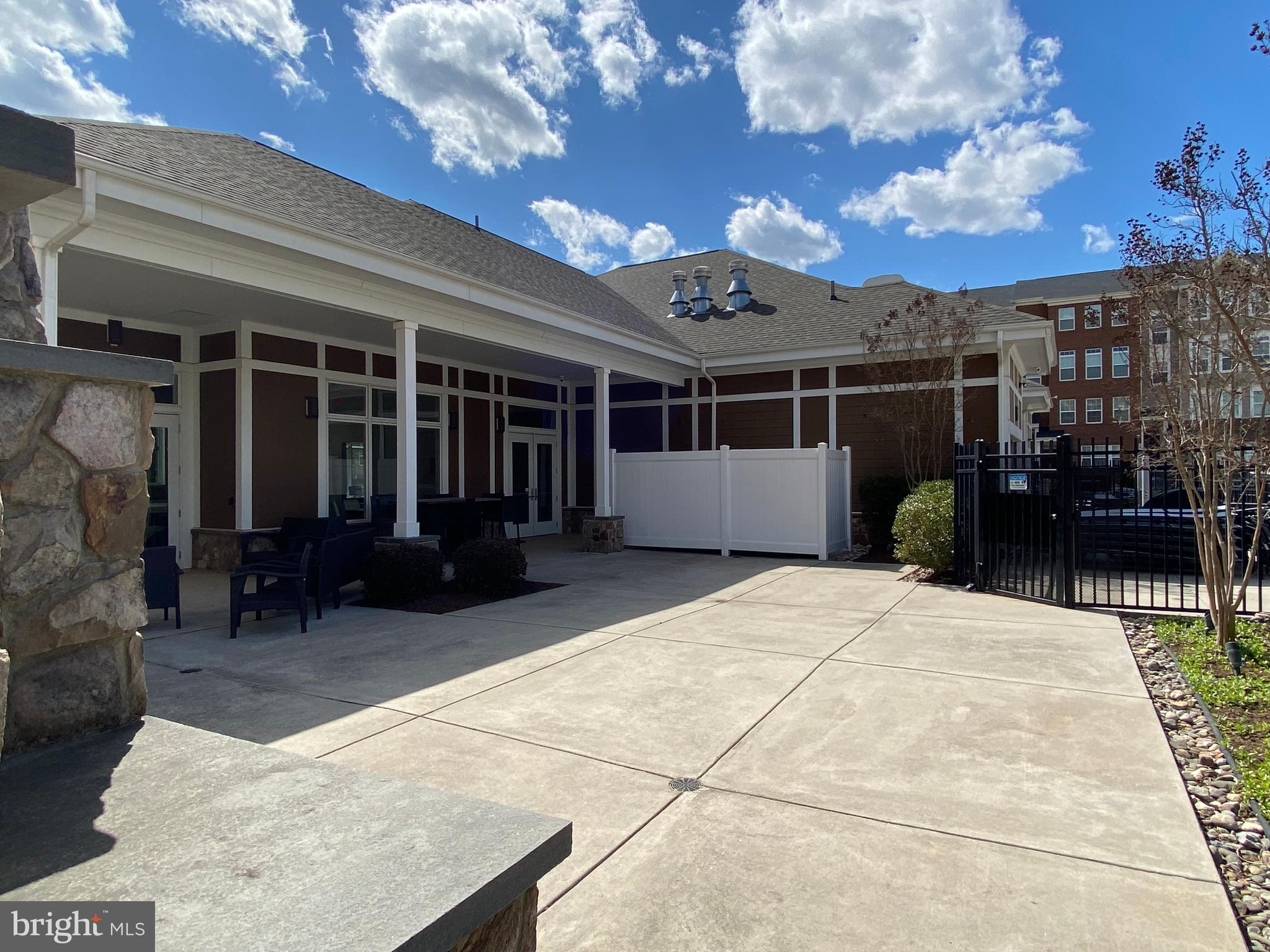 JEFFERSON PLACE - Residential Lease