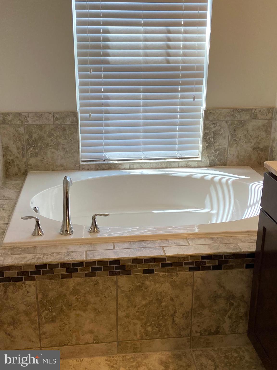 JEFFERSON PLACE - Residential Lease