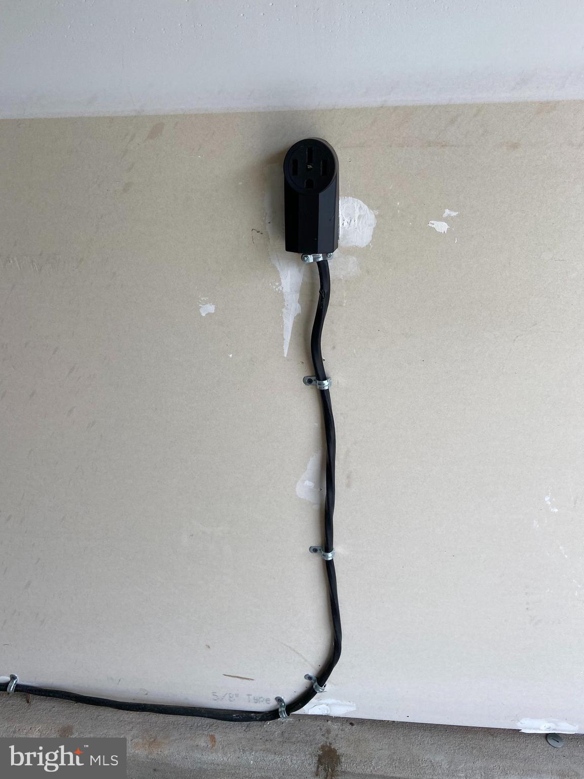 JEFFERSON PLACE - Residential Lease