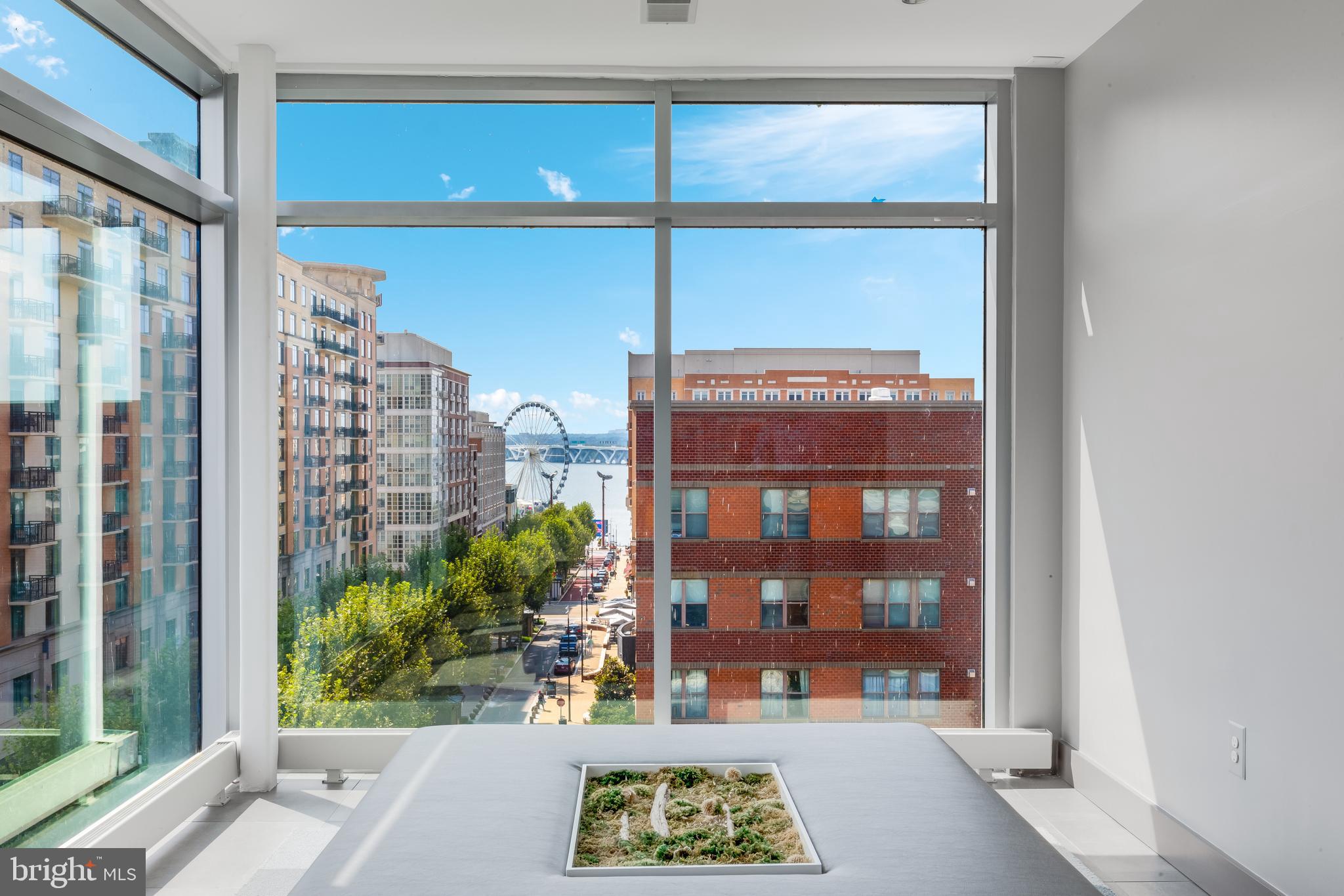 NATIONAL HARBOR - Residential