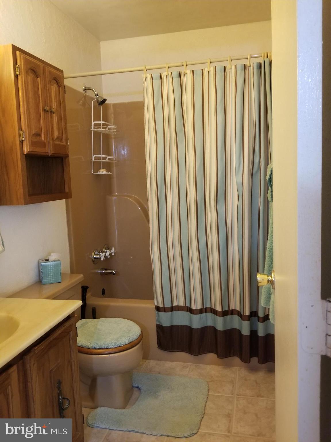 VAN DYKE MANOR - Residential