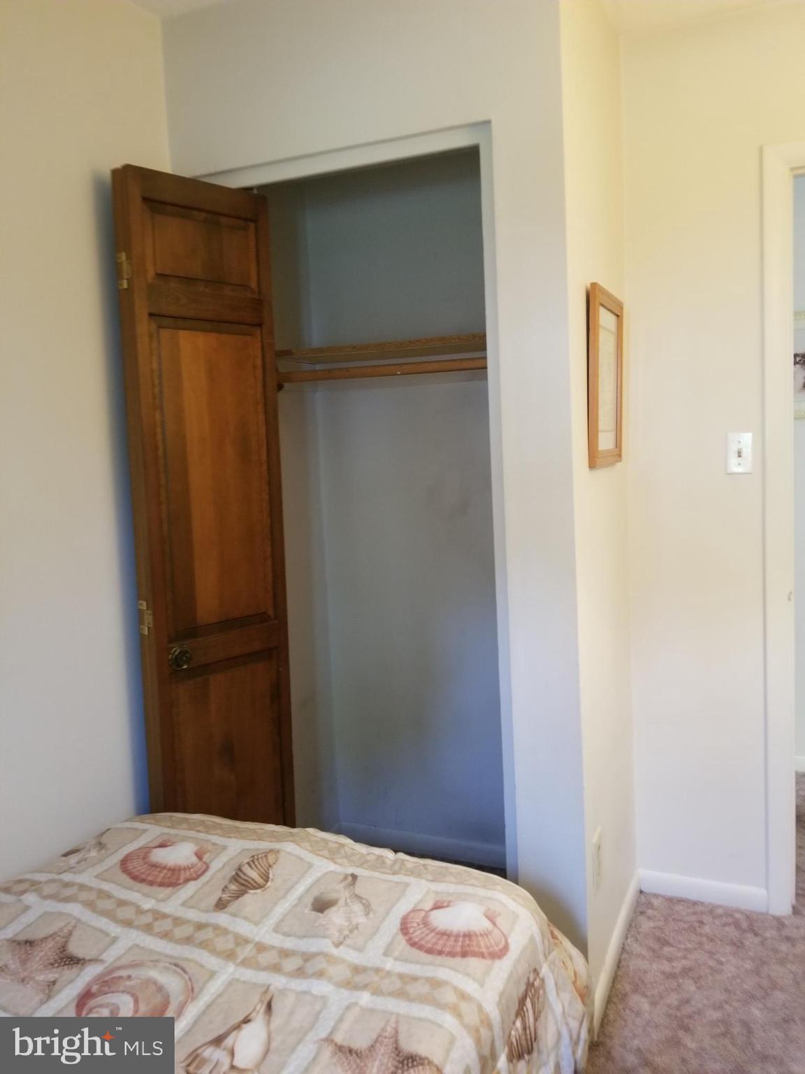 VAN DYKE MANOR - Residential