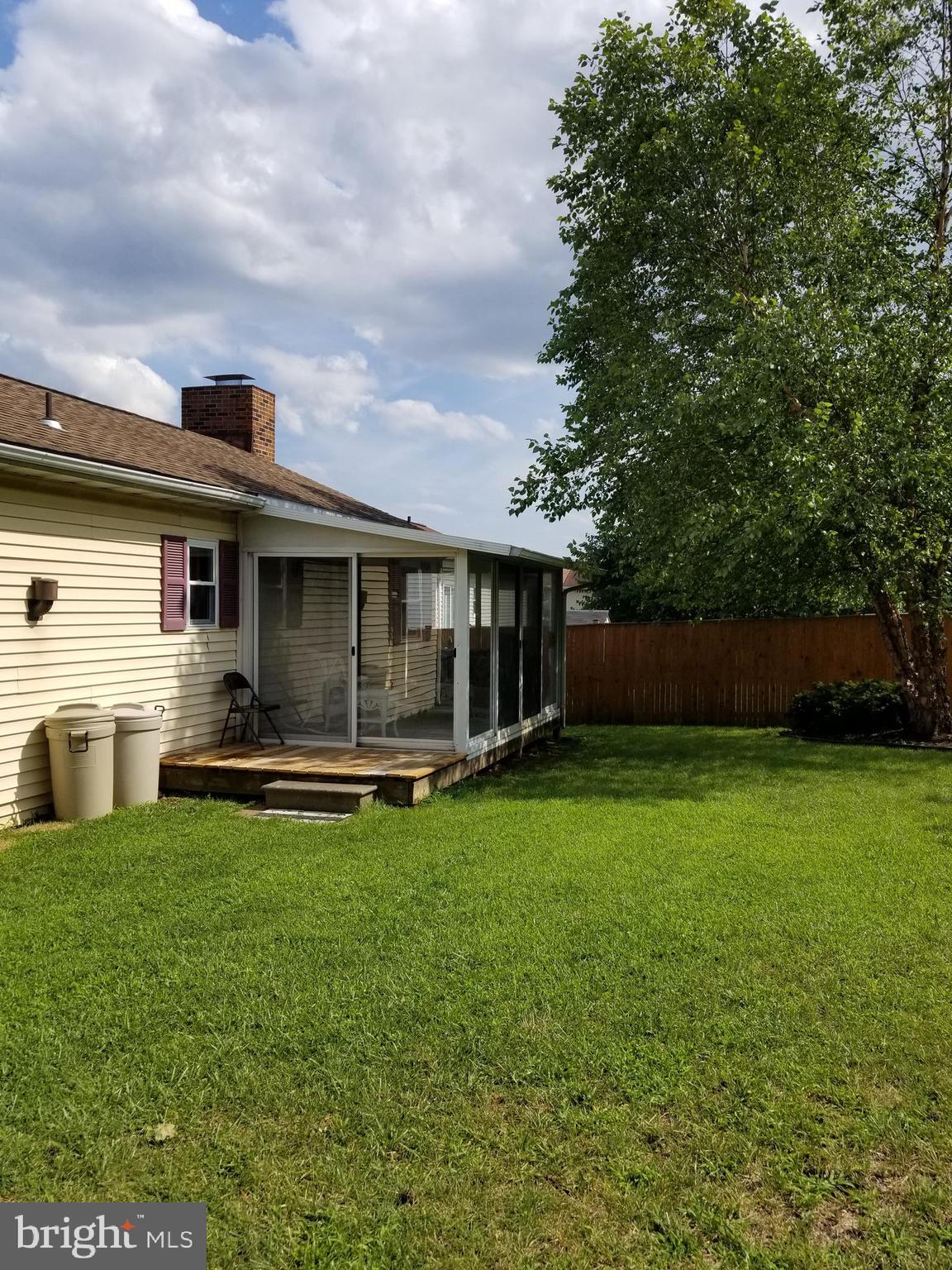 VAN DYKE MANOR - Residential