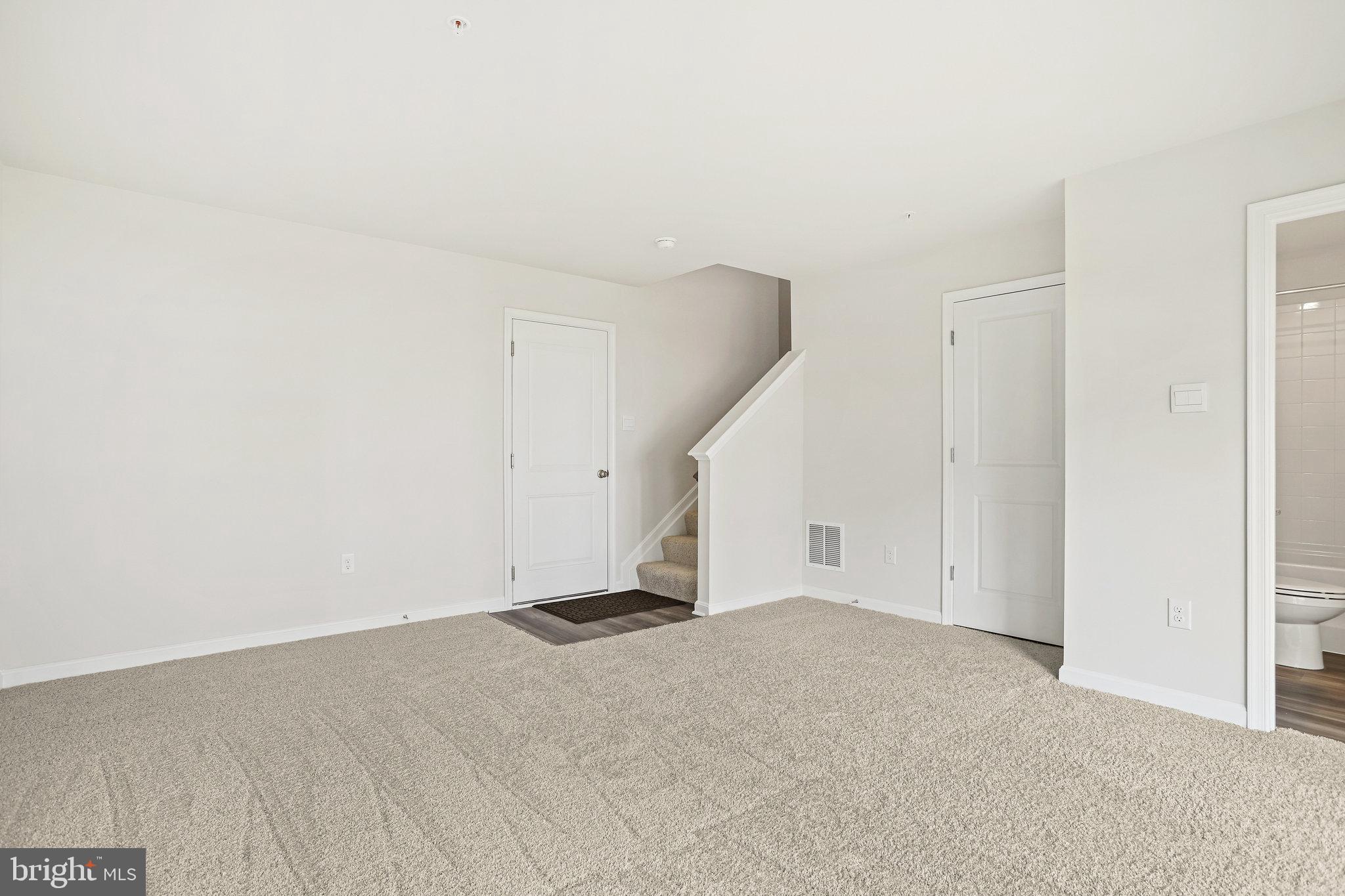 TUSCARORA CREEK - Residential Lease