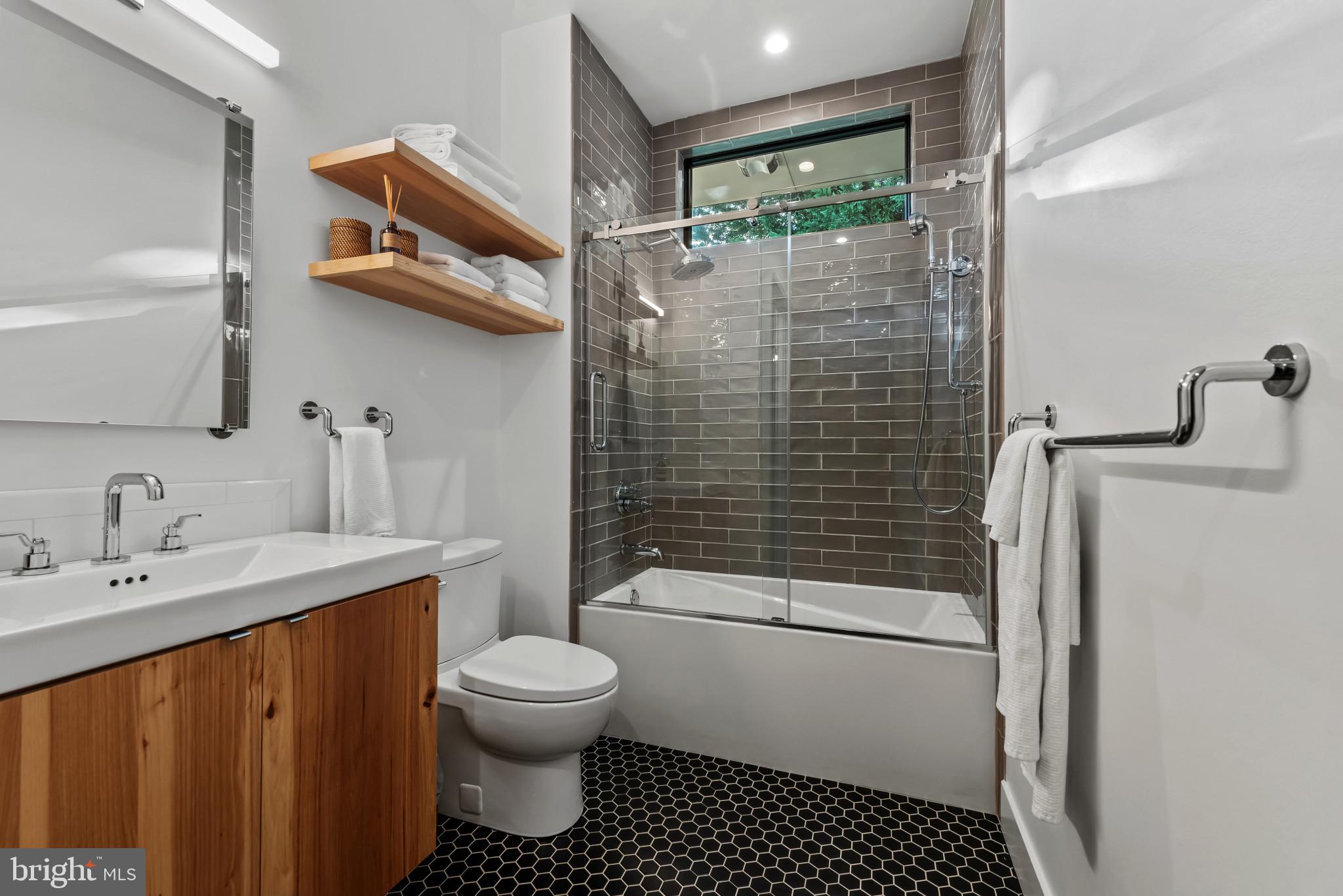 STEVENSON - Residential