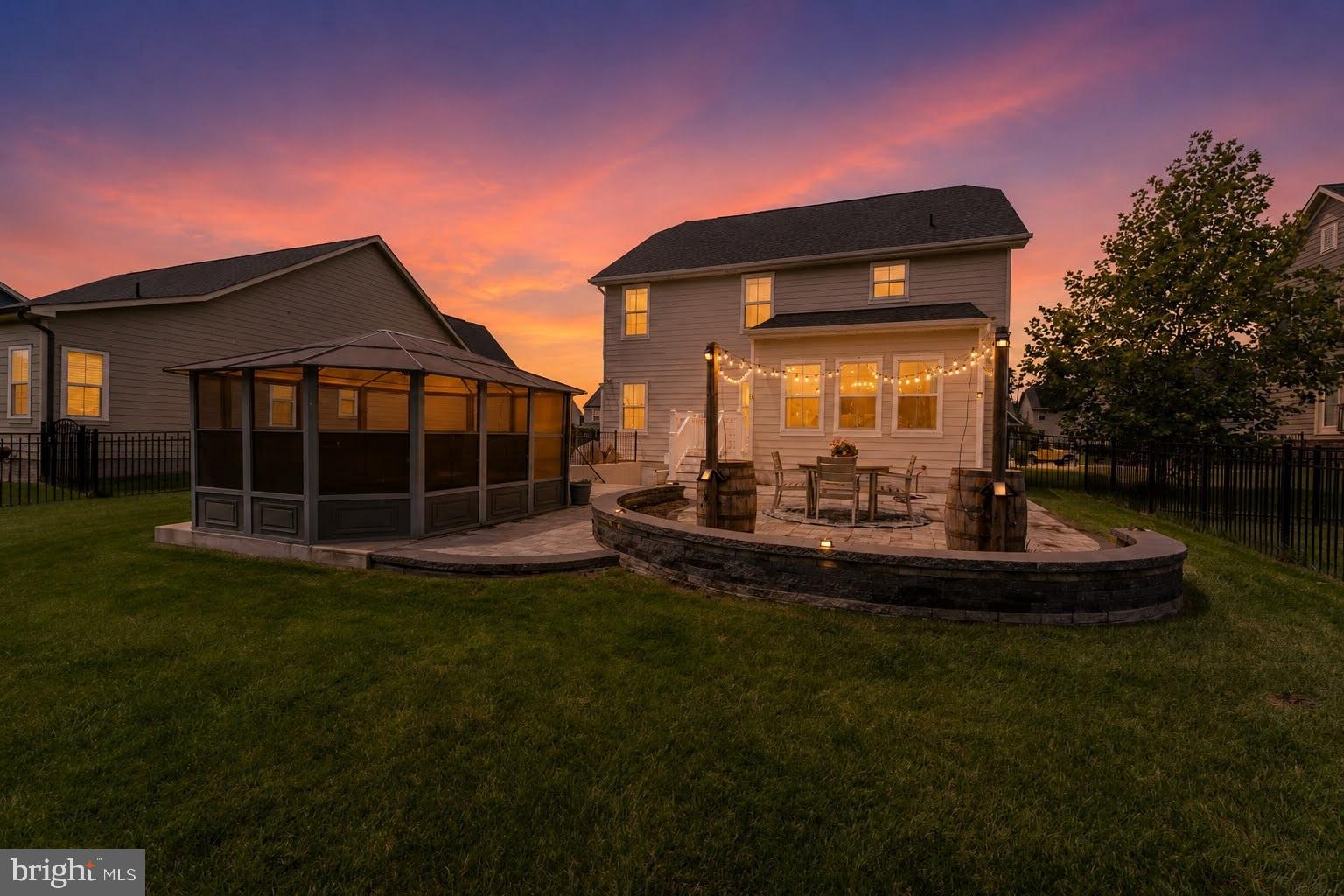 2557 PASSIONFLOWER COURT