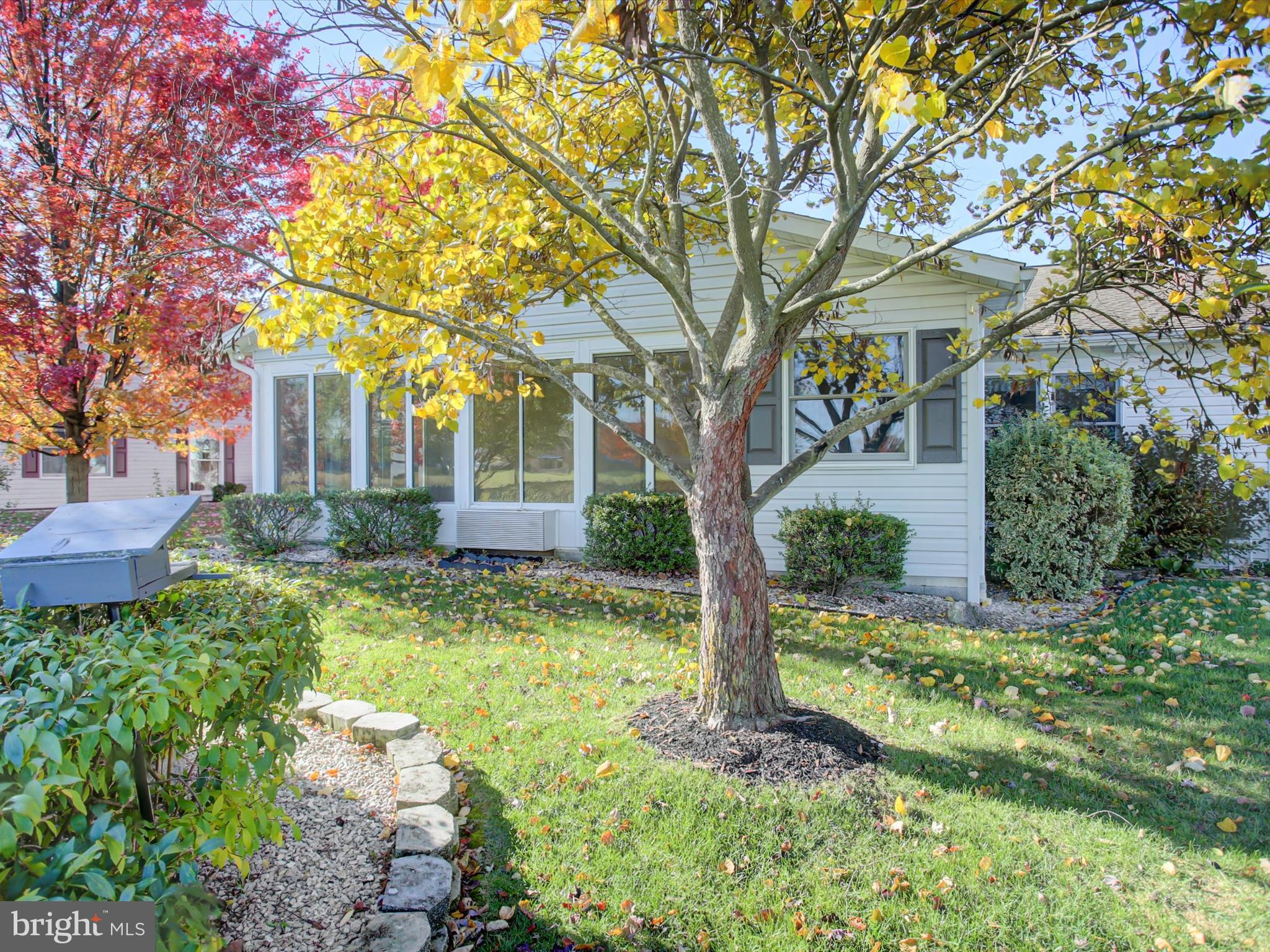 MAPLE RUN - Residential