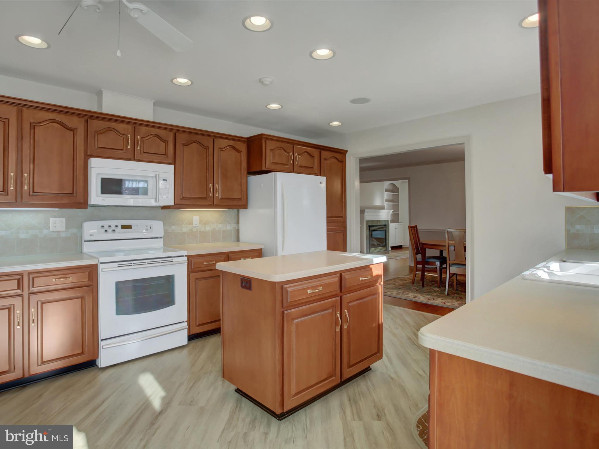 MAPLE RUN - Residential