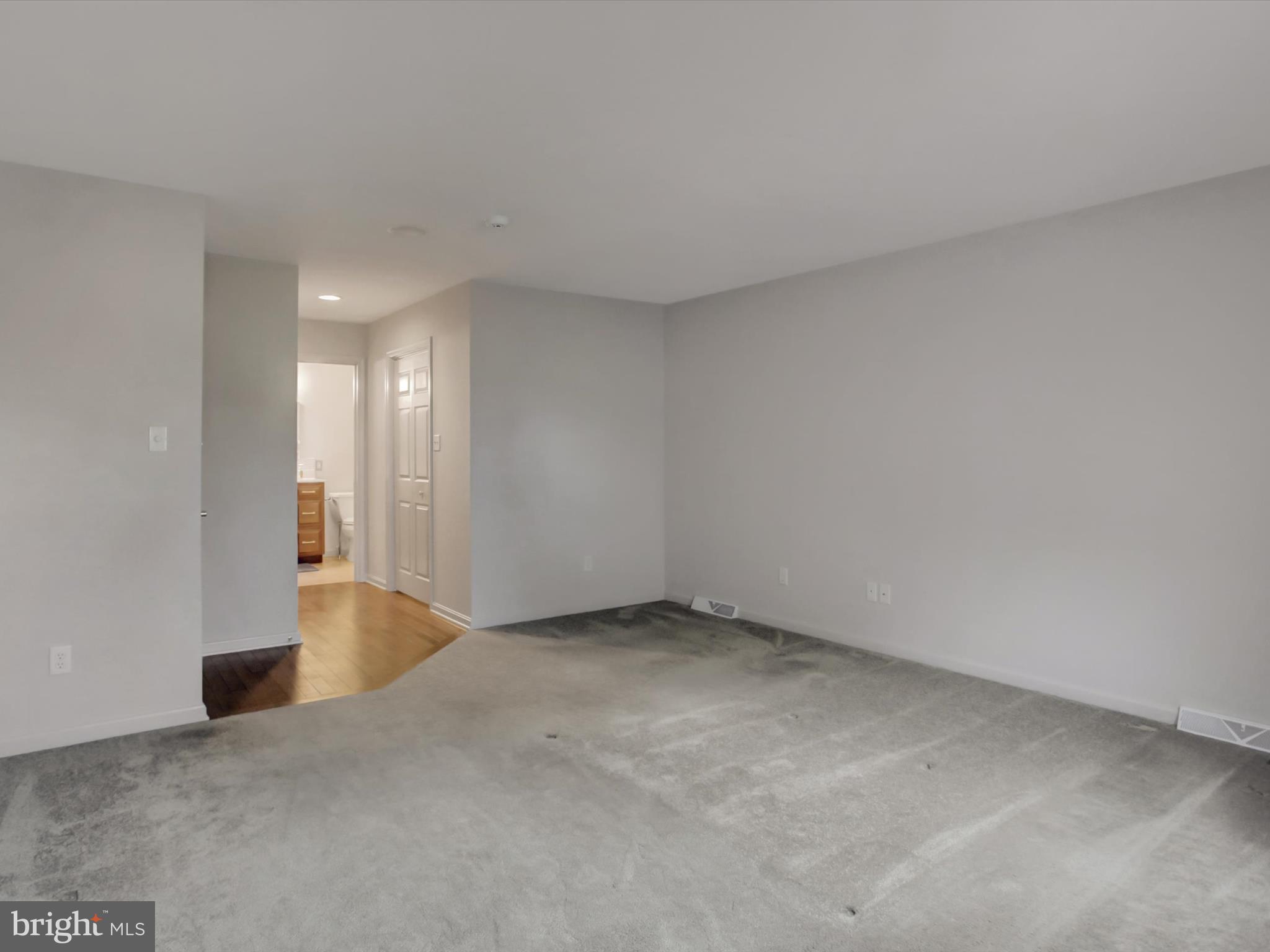 MAPLE RUN - Residential