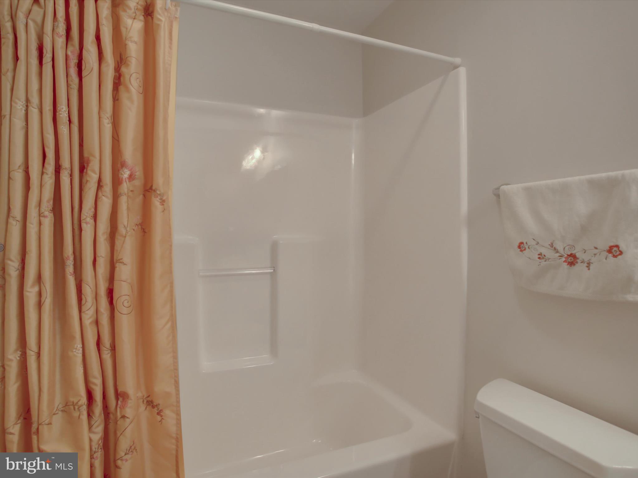 MAPLE RUN - Residential