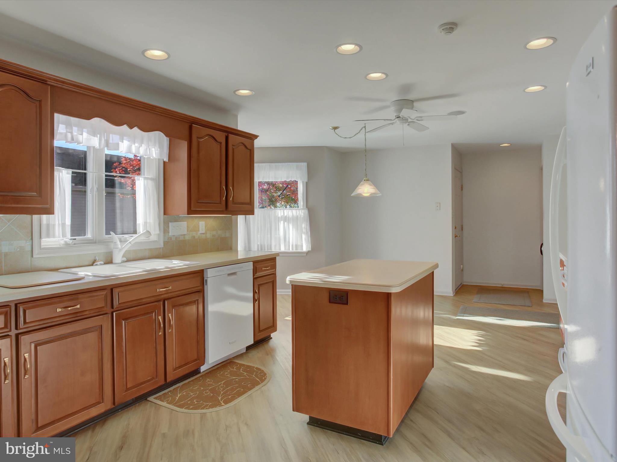 MAPLE RUN - Residential