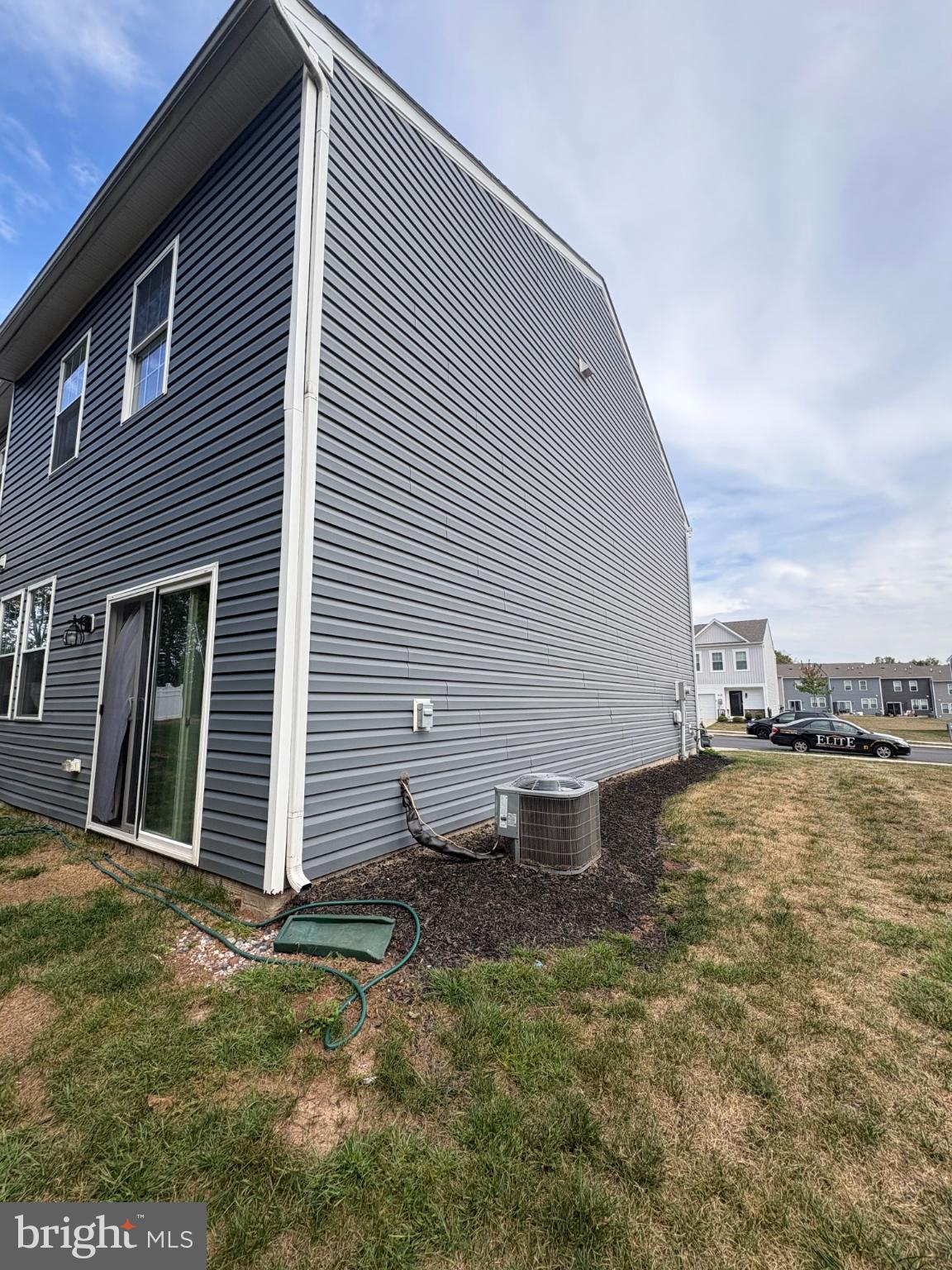 LOCUST RUN TOWNHOMES - Residential Lease