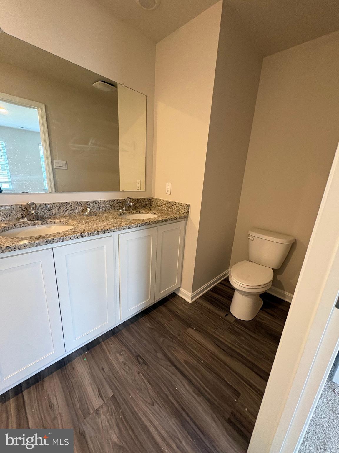 LOCUST RUN TOWNHOMES - Residential Lease