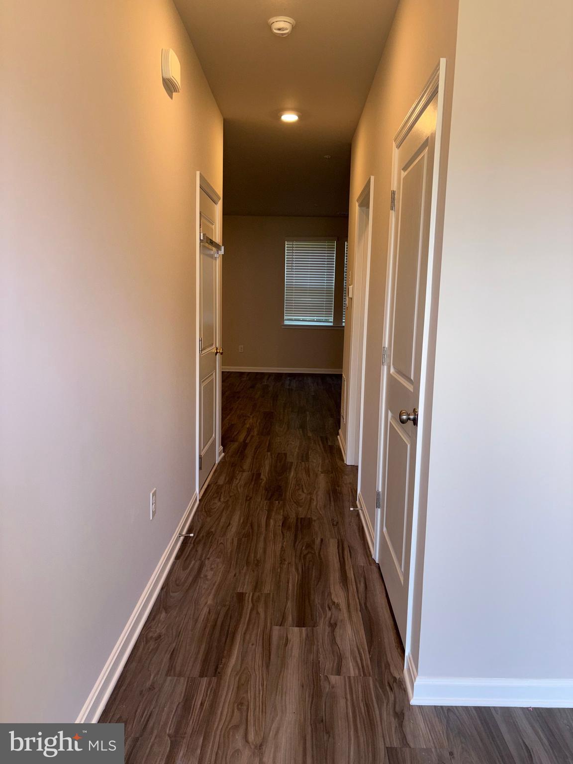 LOCUST RUN TOWNHOMES - Residential Lease