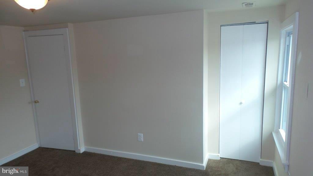 LAUREL ADDITION - Residential Lease