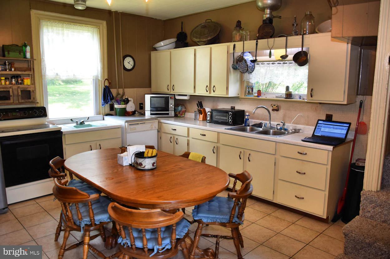 SOMERSET COUNTY - Farm