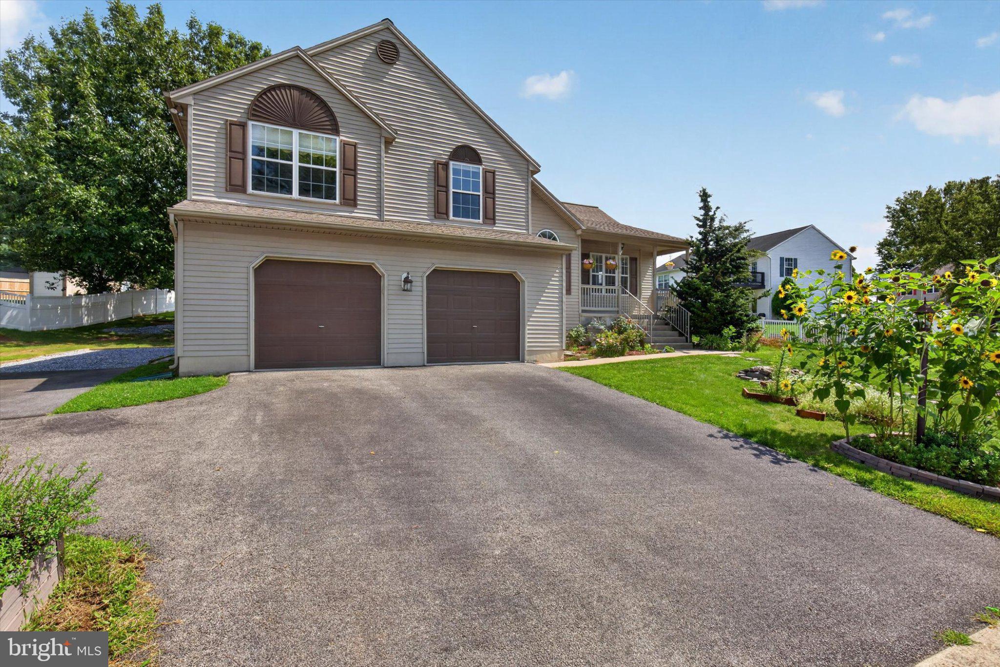 55 FARM LANE
