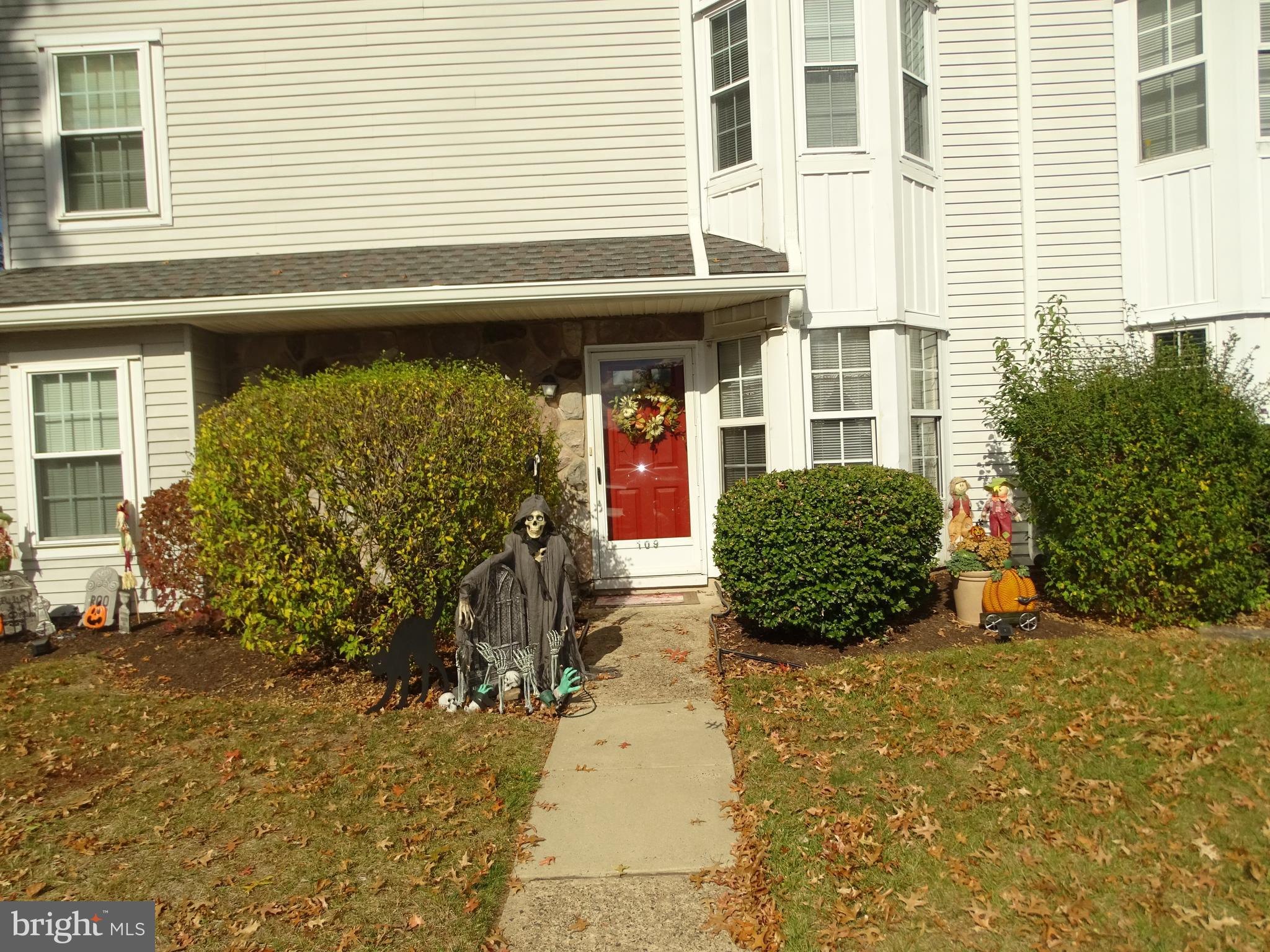 TAPESTRY - Residential Lease