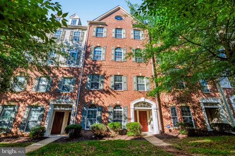 Photo of 2625 Eastbourne Drive, WOODBRIDGE, VA 22191 (MLS # VAPW2132652)