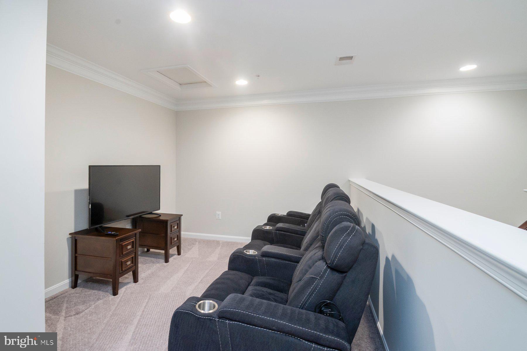 PEARMAN'S OVERLOOK - Residential