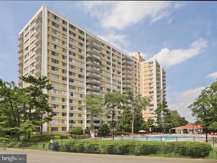 THE FOUNTAINS - Residential