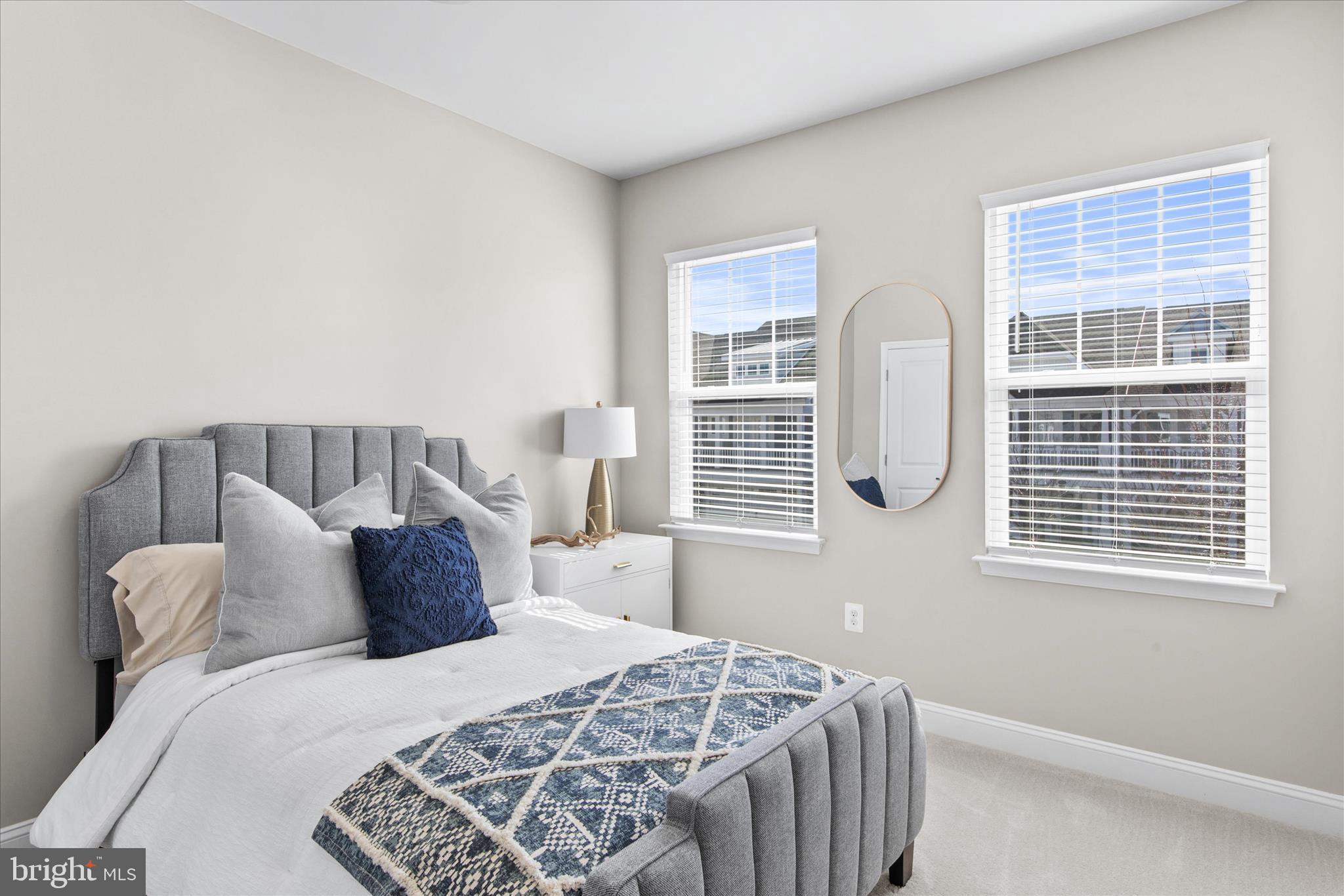 PENINSULA - Residential