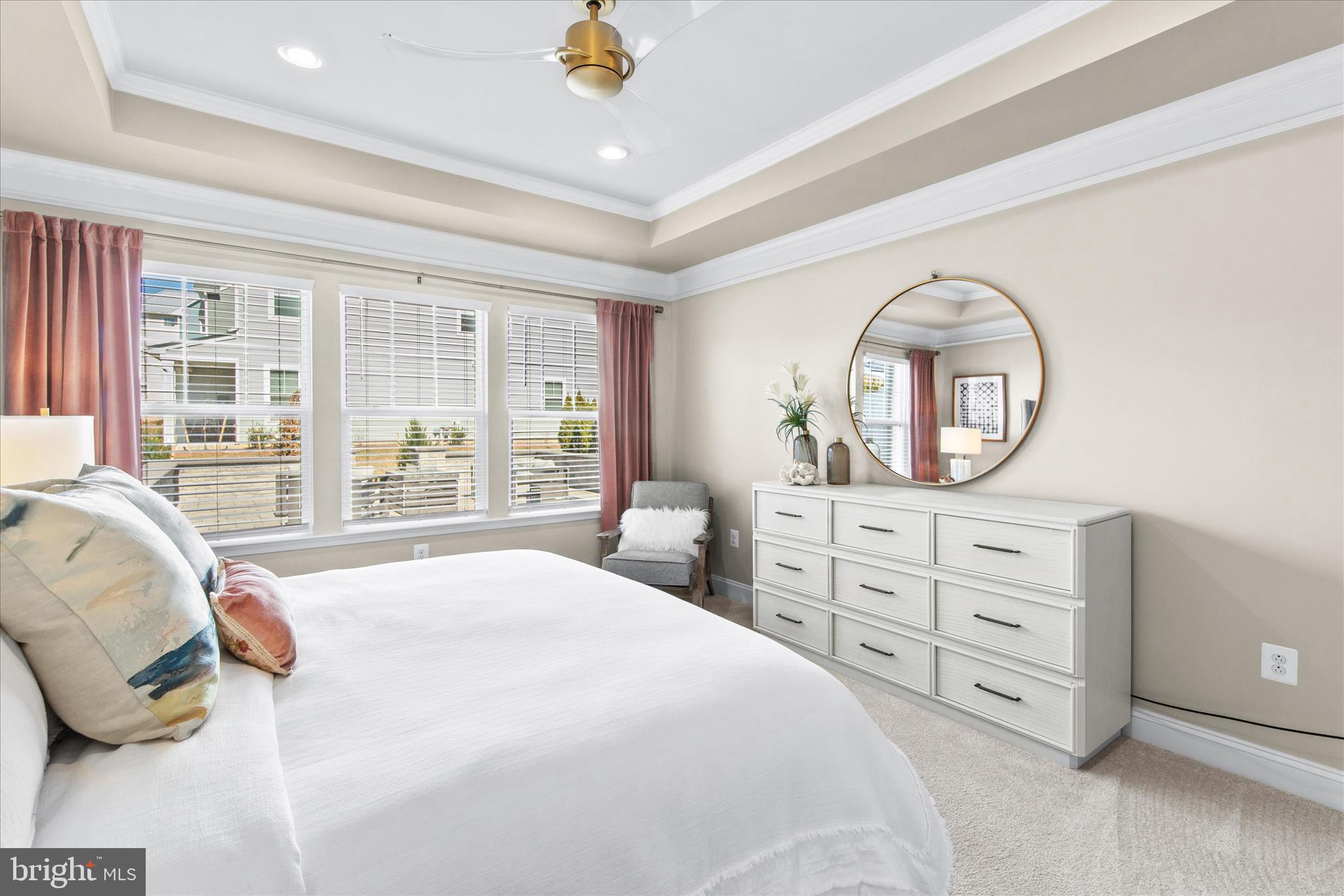 PENINSULA - Residential