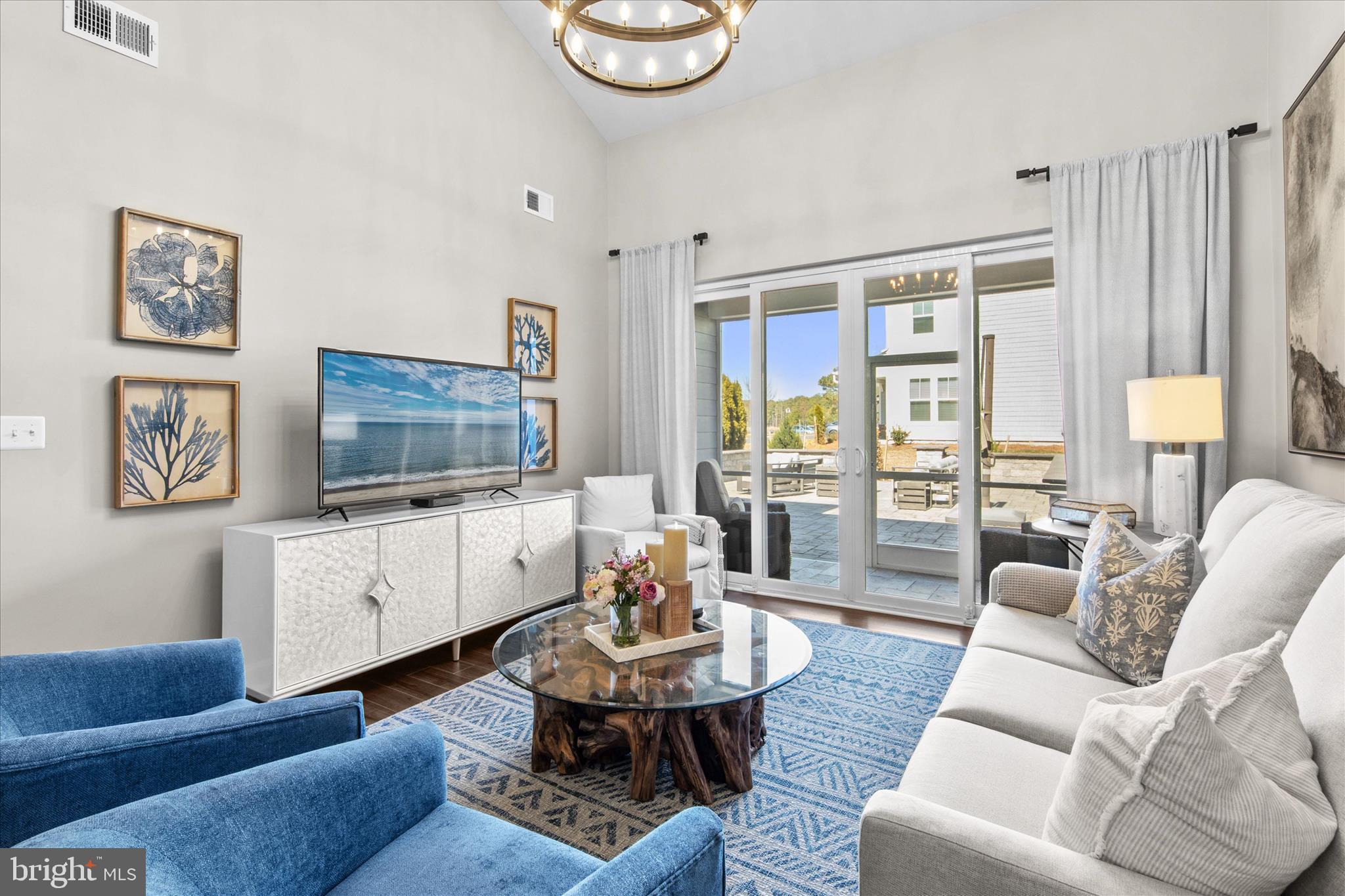 PENINSULA - Residential