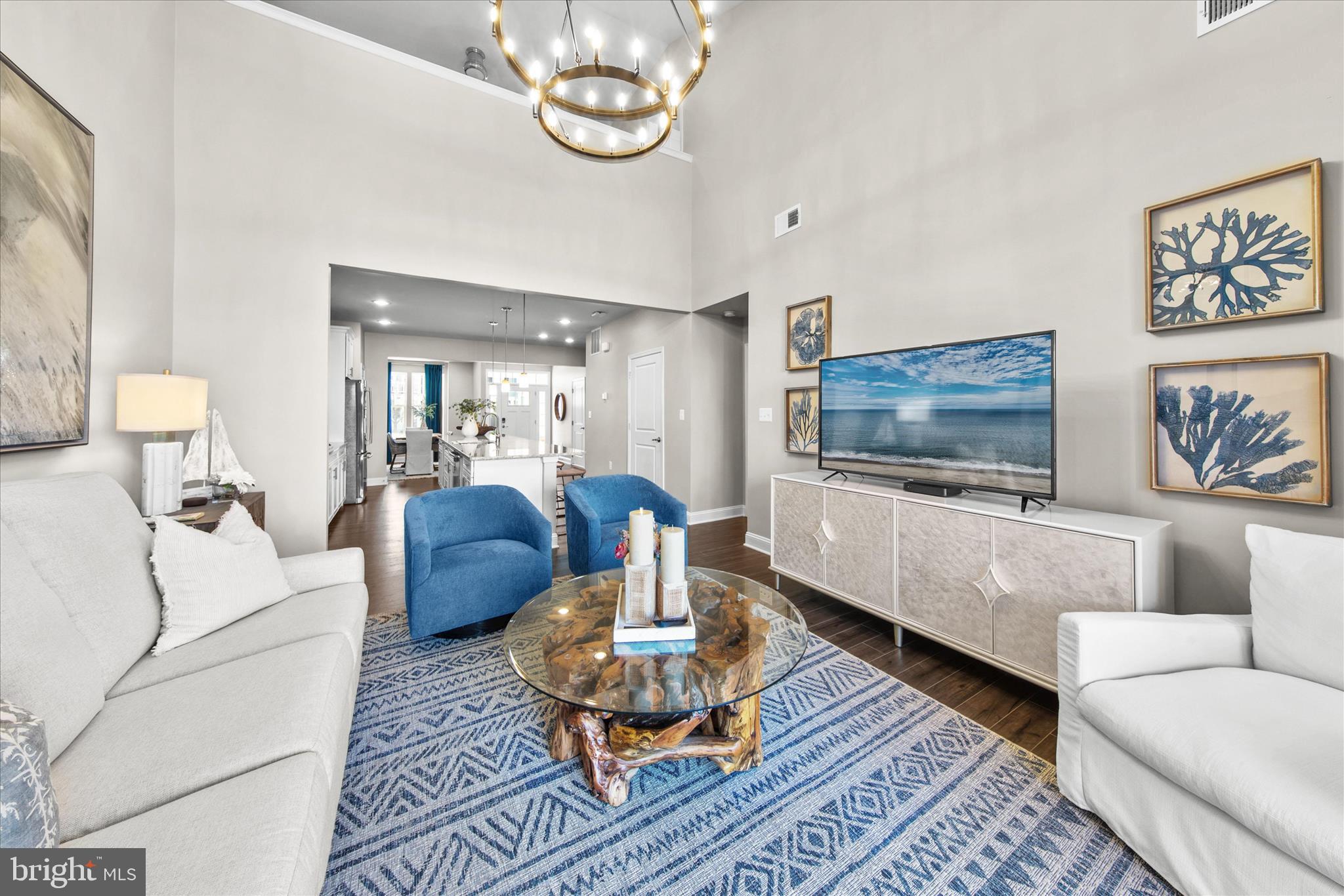 PENINSULA - Residential