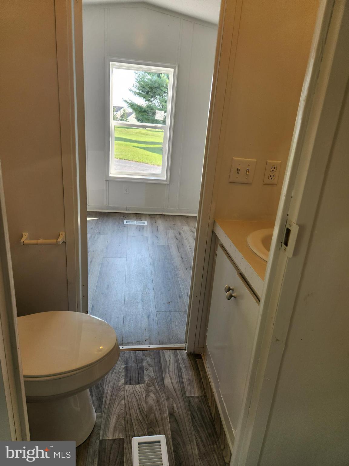 MEADOWVIEW ESTATES - Residential