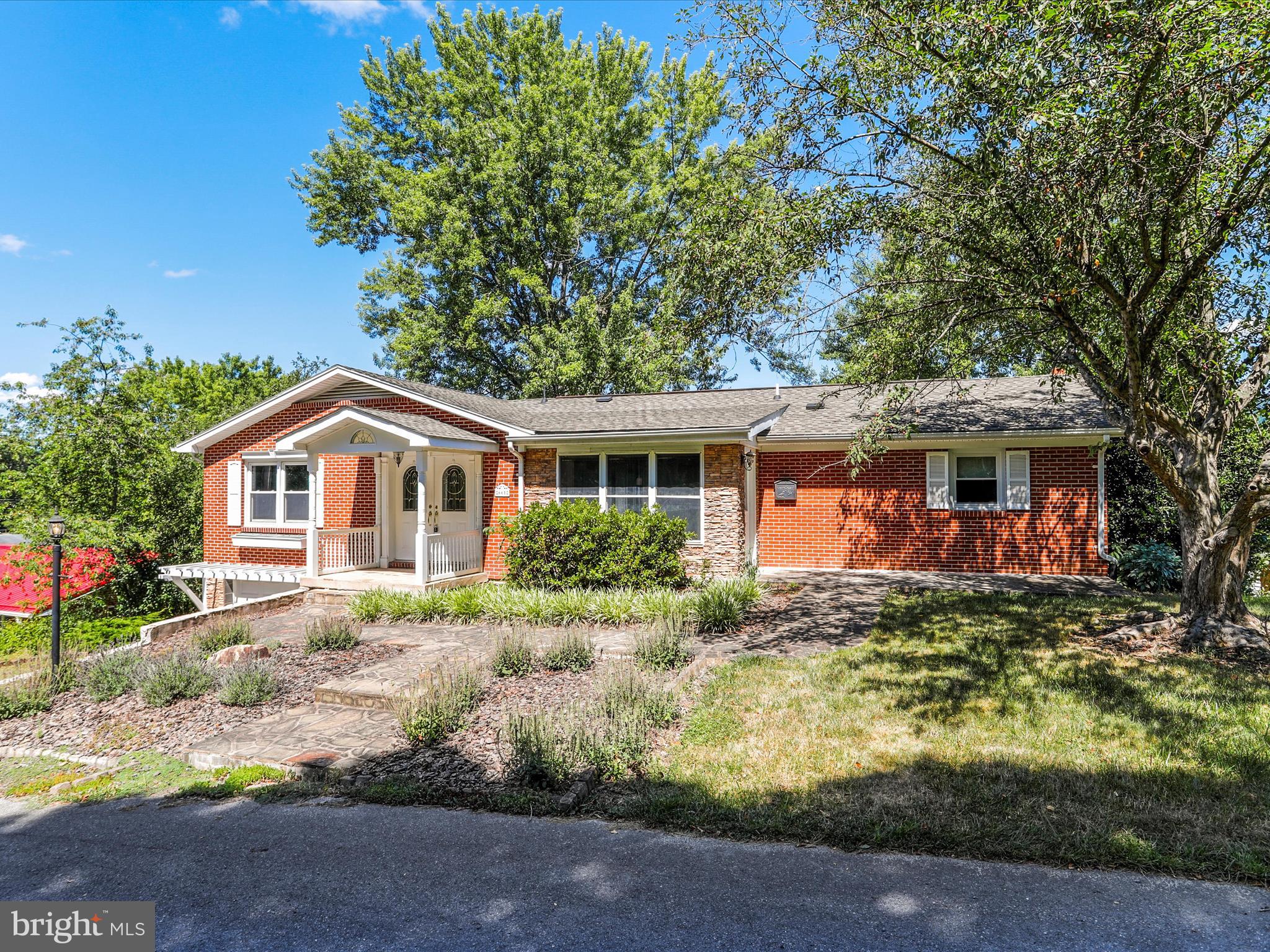 SAVILLAVALE - Residential