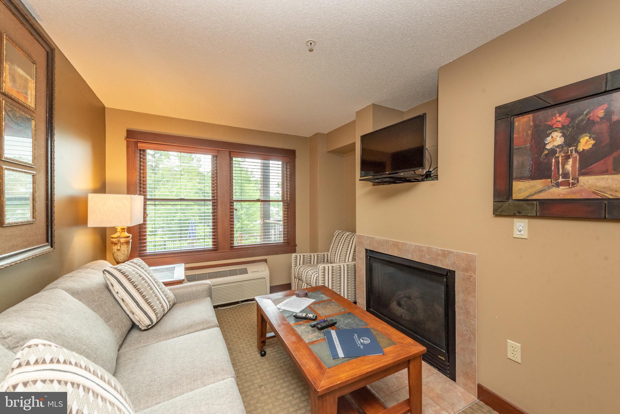 SILVER TREE SUITES - Residential