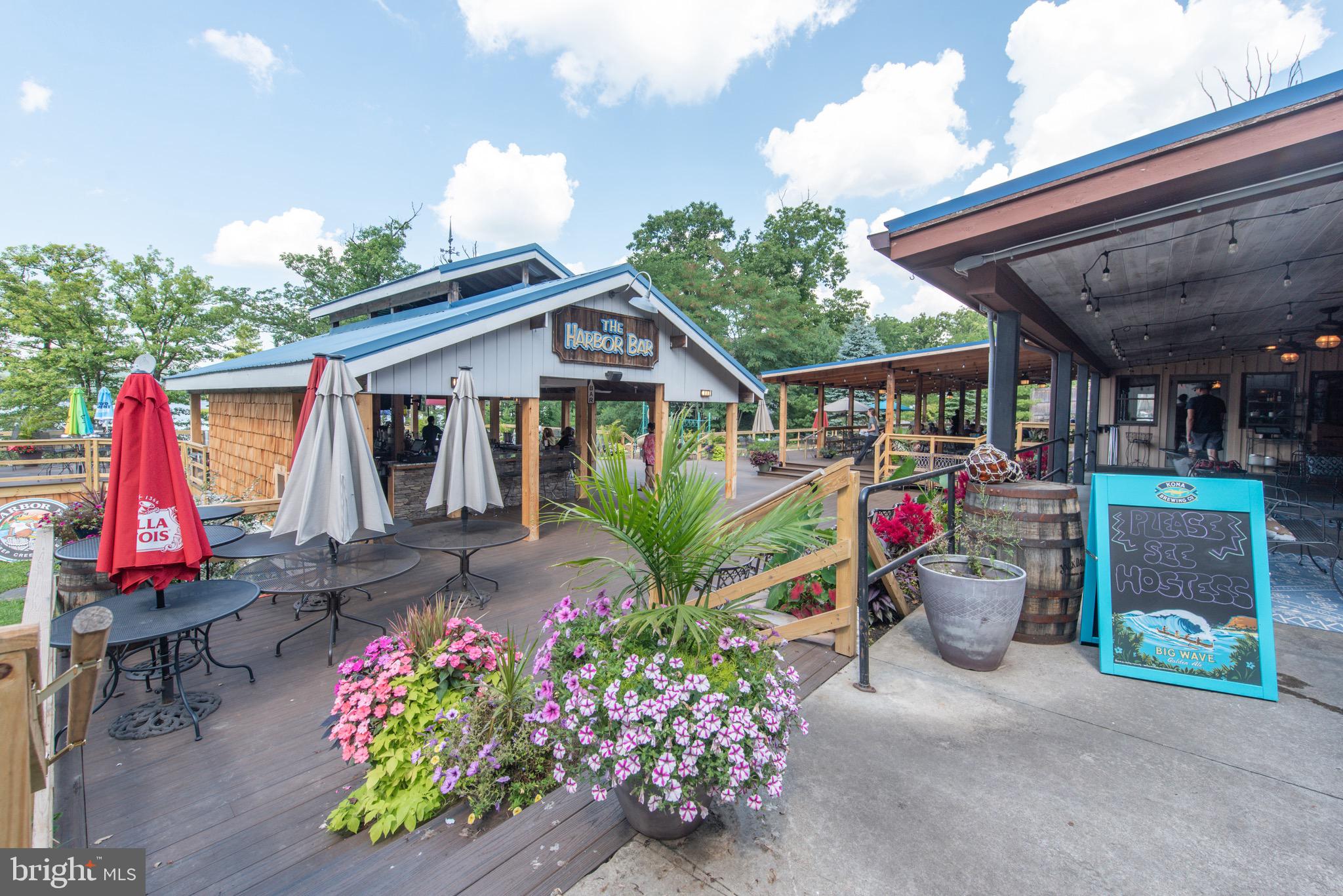 SILVER TREE SUITES - Residential