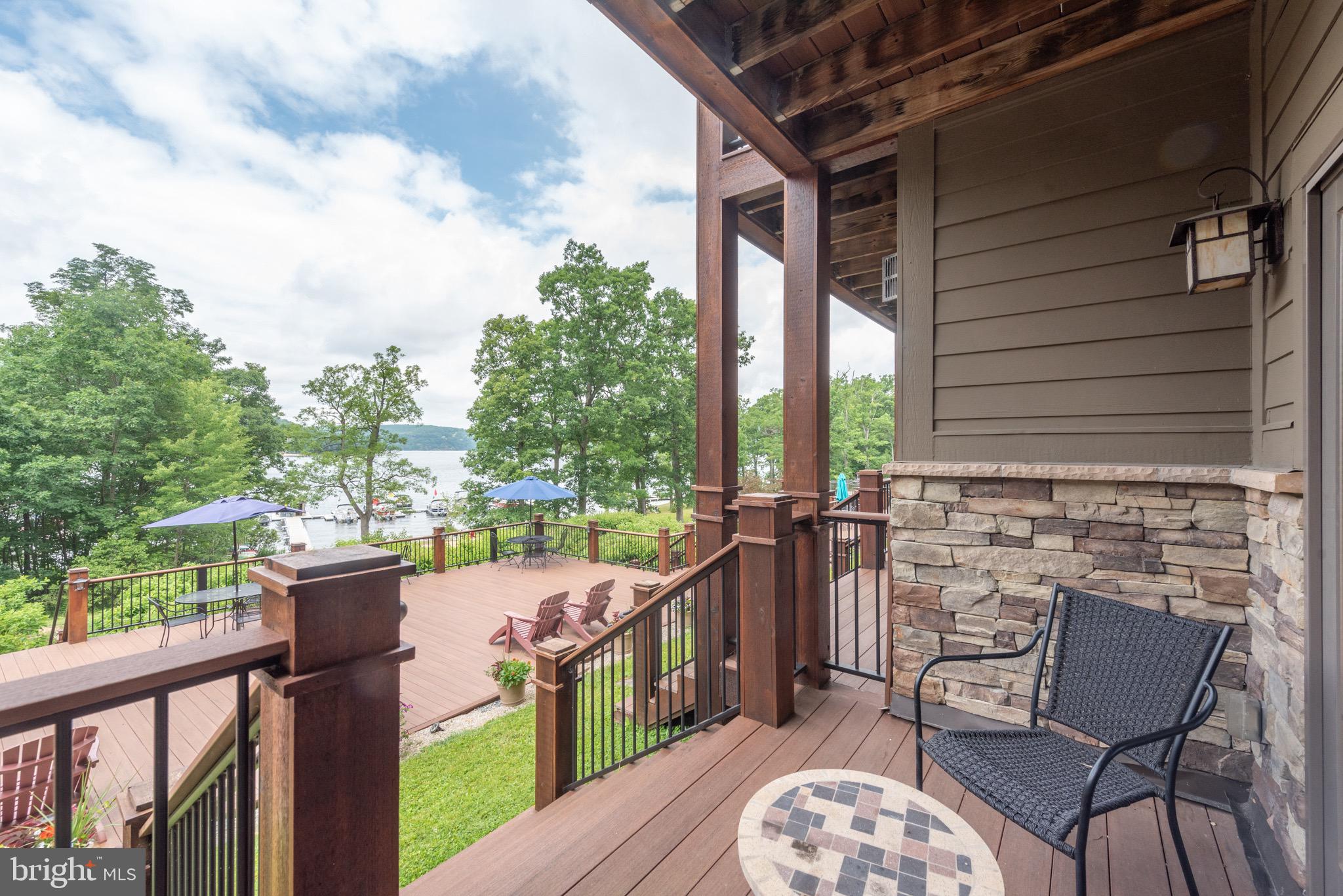 SILVER TREE SUITES - Residential