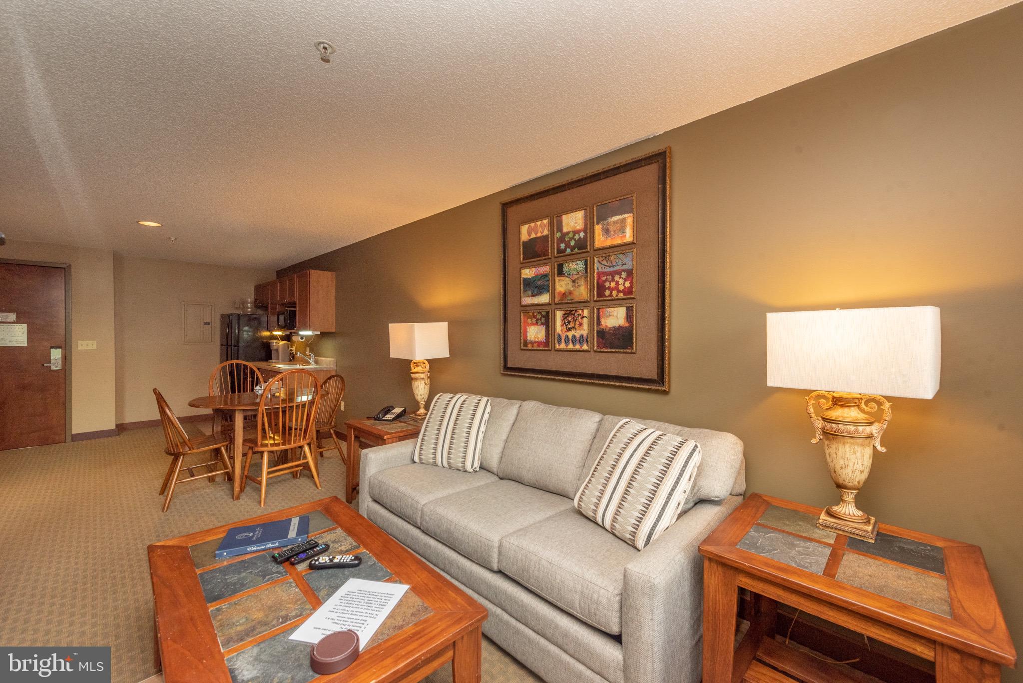 SILVER TREE SUITES - Residential