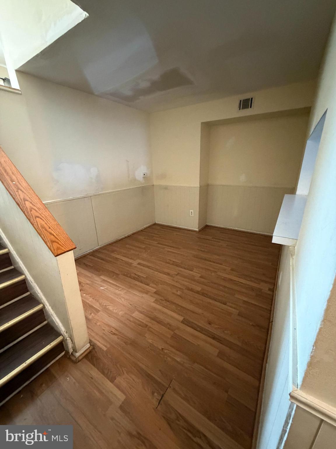 9342 CANTERBURY RIDING 11